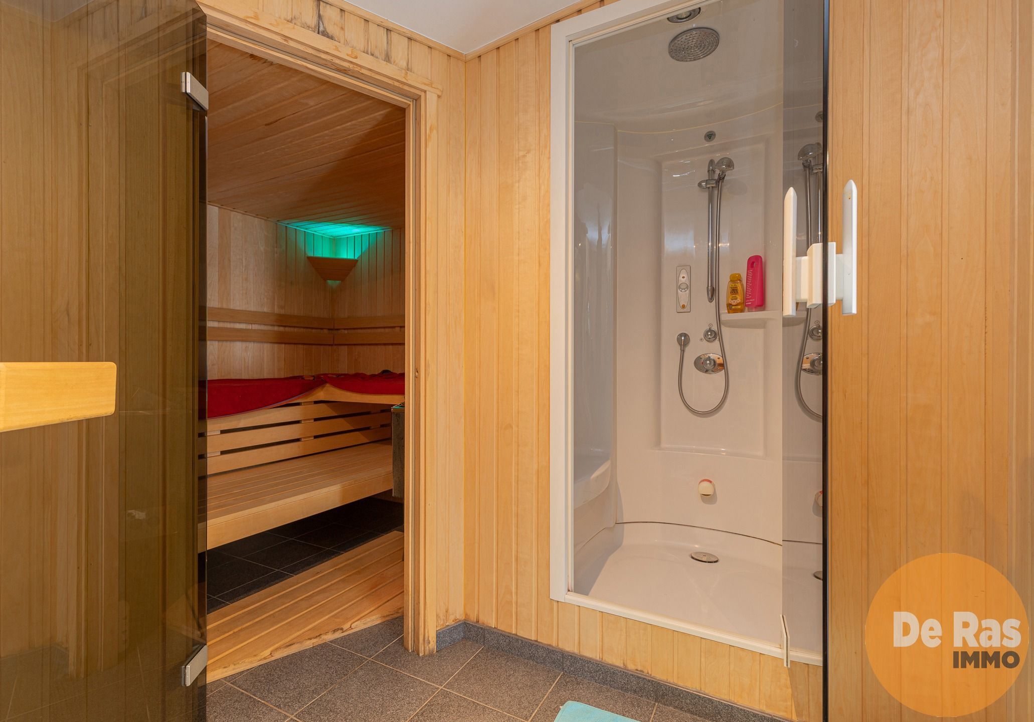 NIEUWERKERKEN - GROTE WONING MET PRAKTIJK foto 30