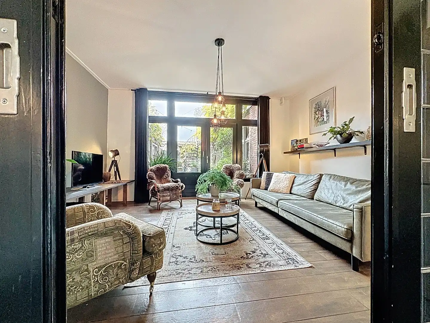 Veelzijdig pand in historisch IJzendijke foto 4