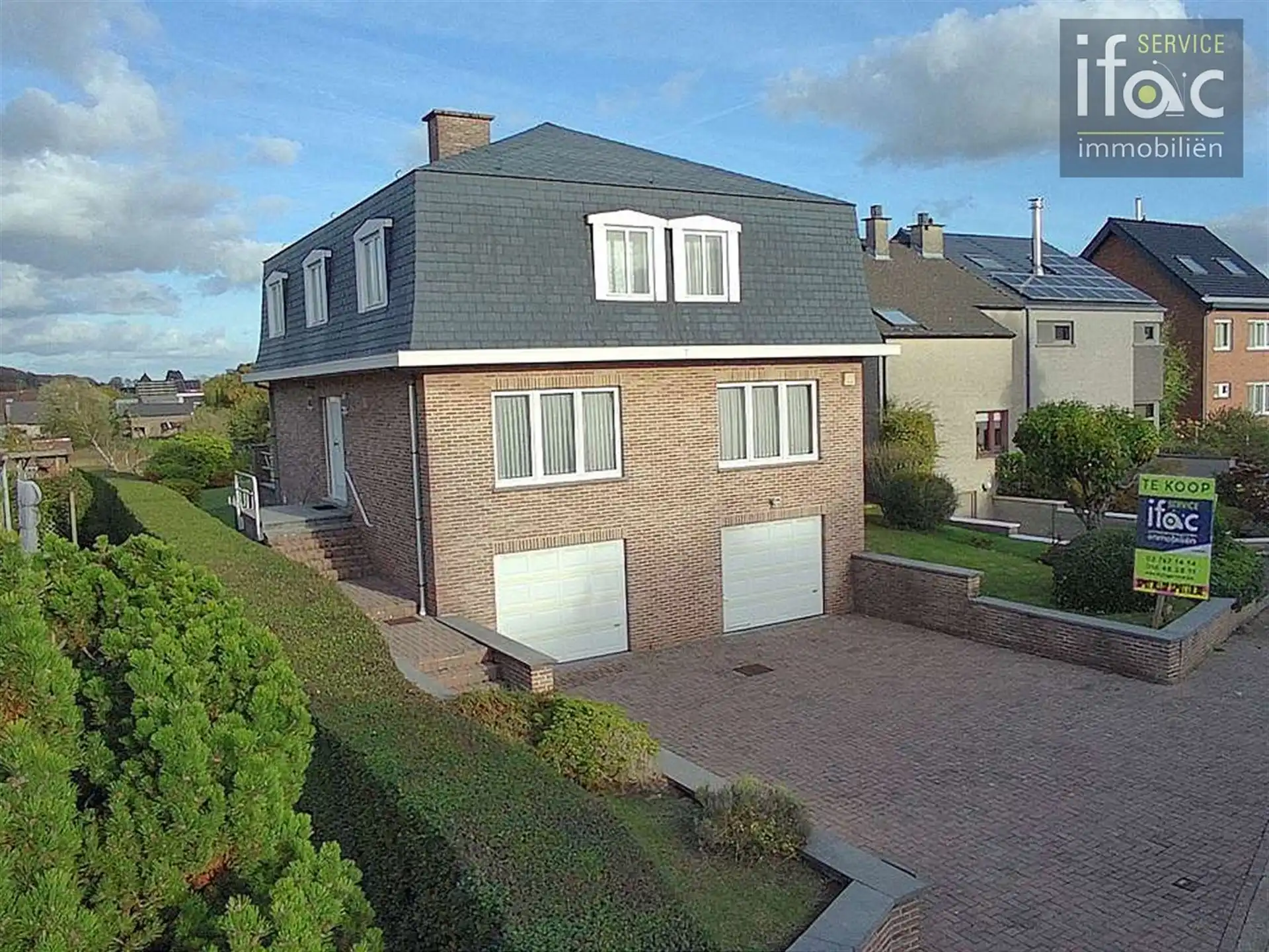 Fantastisch gelegen villa met panoramisch uitzicht  foto 2