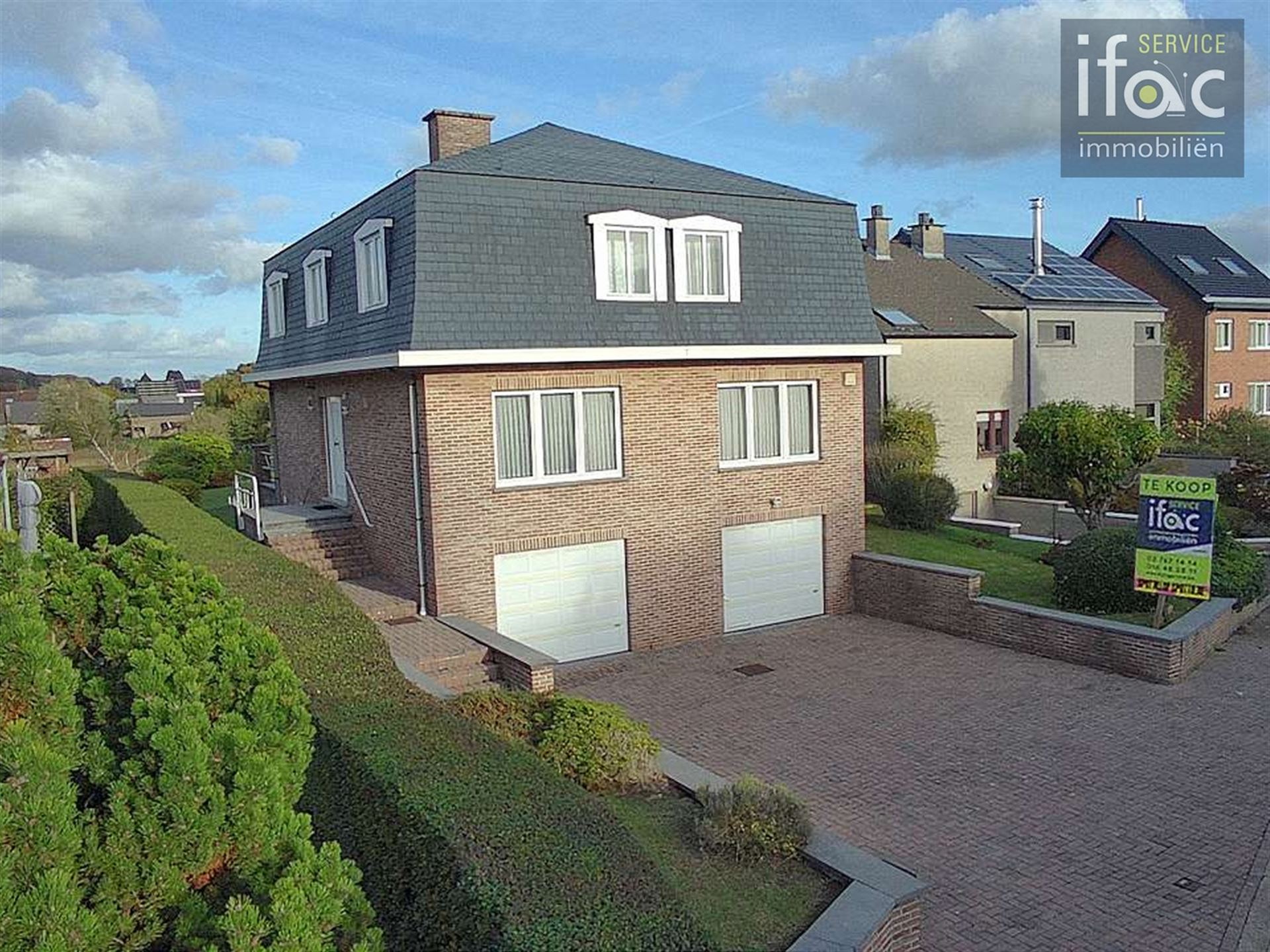 Fantastisch gelegen villa met panoramisch uitzicht  foto 2