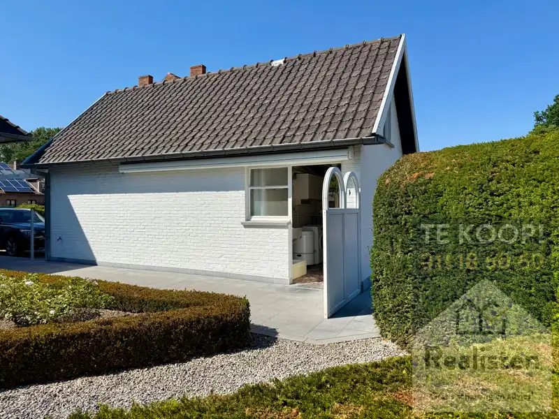 Charmant en ruim huis te koop in Stokrooie - Perfecte gezinswoning met 4 slaapkamers en een tennisplein foto 13