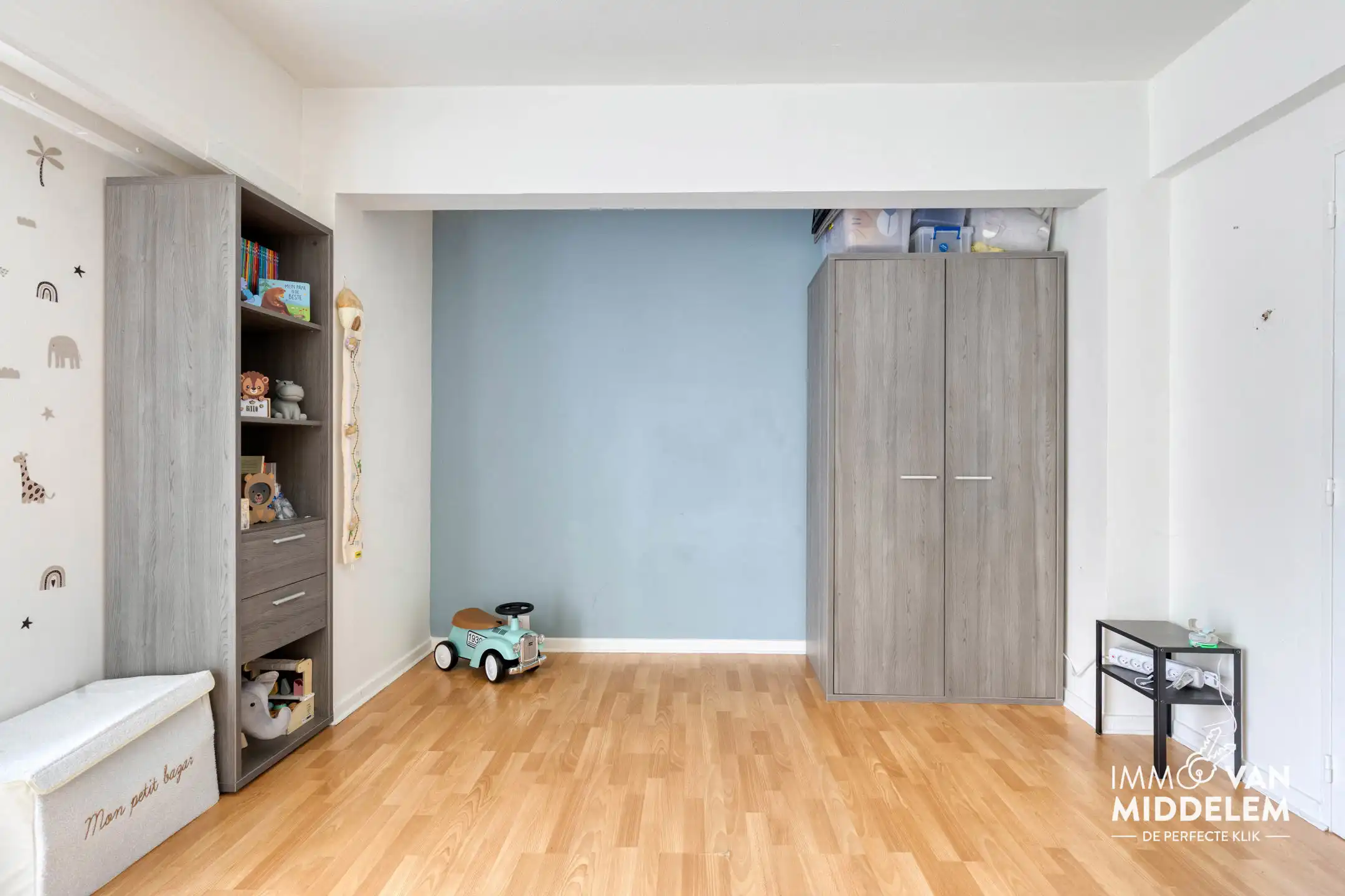 GELIJKVLOERS APPARTEMENT MET 2 KAMERS, TUIN EN GARAGE foto 10