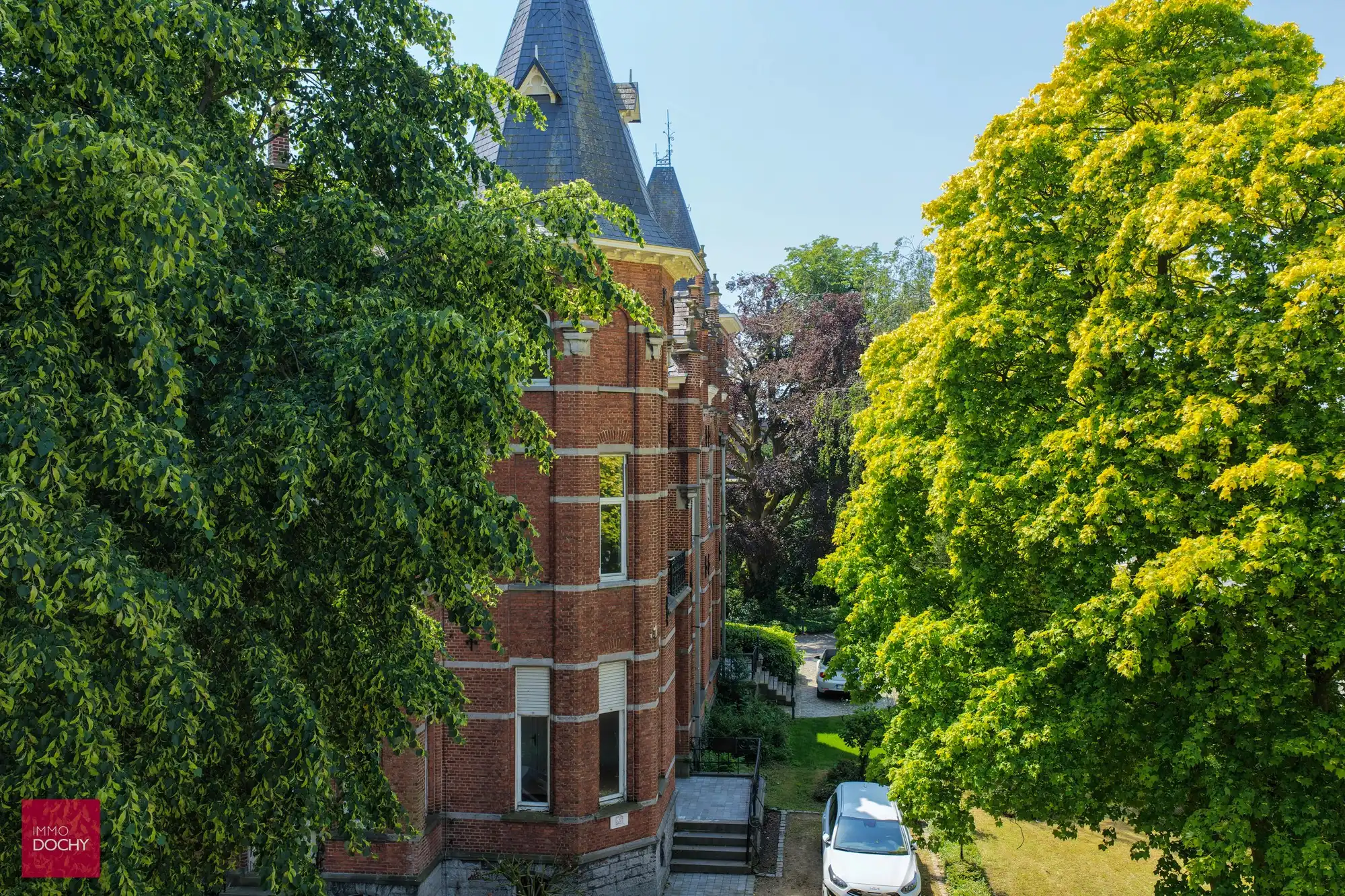 Karaktervolle villa met kasteelallure foto 2