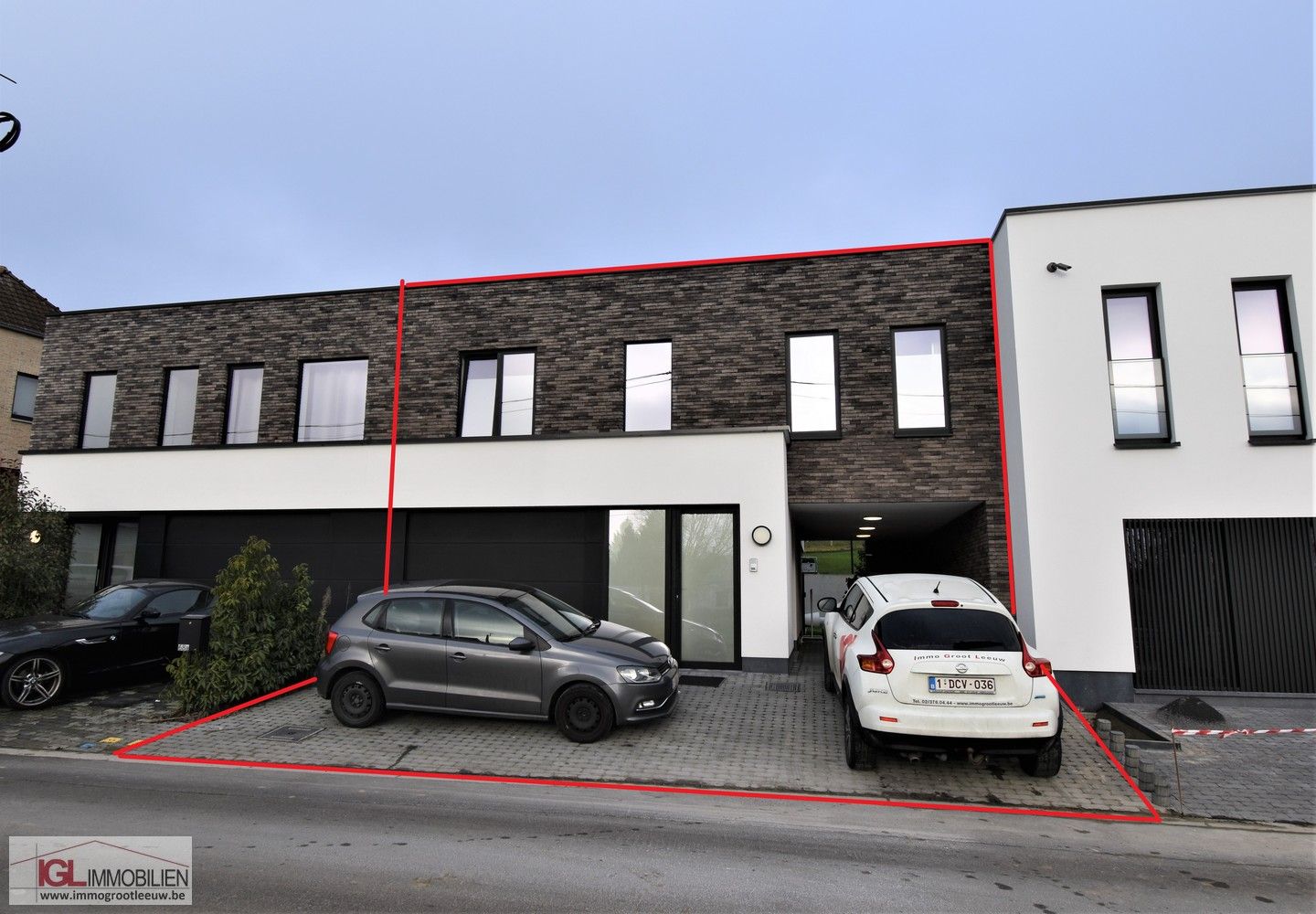 Energiezuinige & moderne nieuwbouw woning met 3 kamers en garage foto {{pictureIndex}}