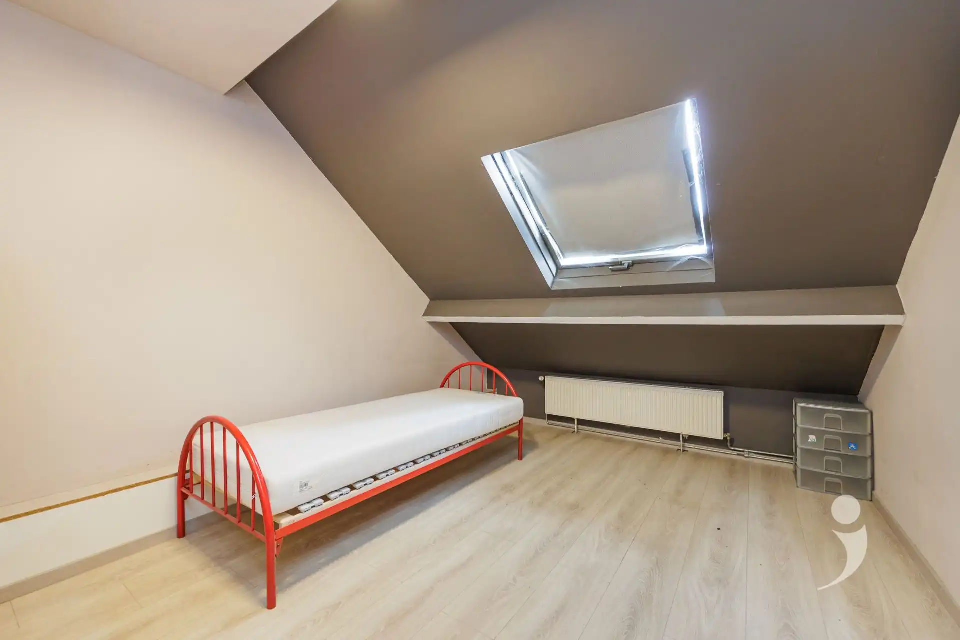 Zeer ruime woning aan de Becker-Remyplein! foto 22