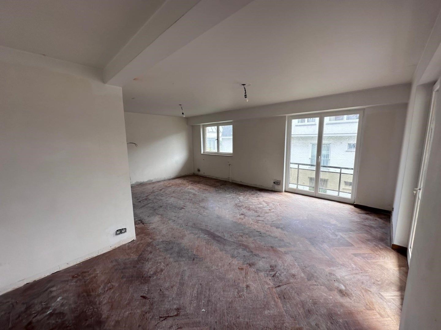 Groot (113m²) appartement met autostandplaats in villaresidentie te Duinbergen foto 5