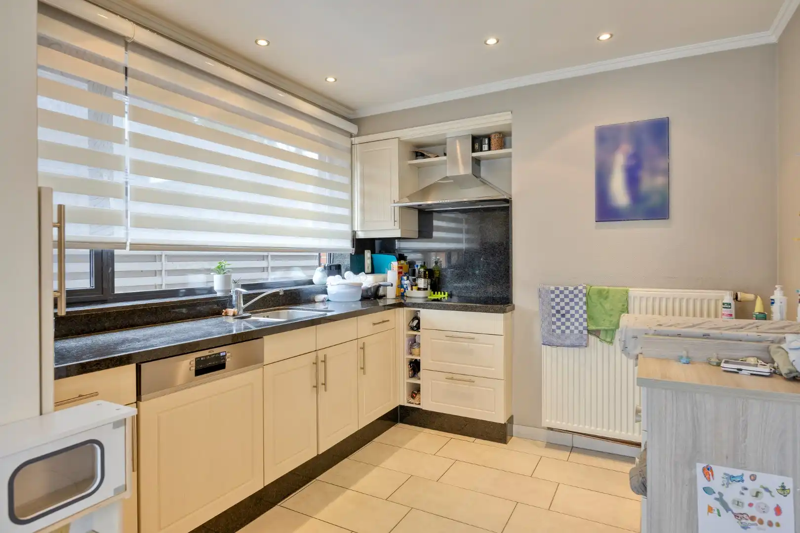 Instapklaar gelijkvloers appartement met 2 slpks en garage, rustig gelegen te OLV Olen ! foto 8