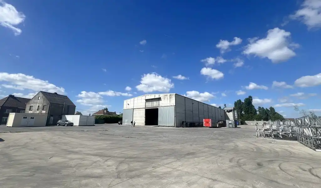 Loods met verharde buitenruimte te huur in Waregem foto 11