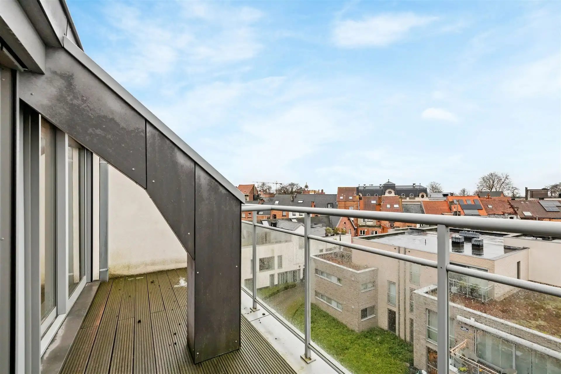 Uitzonderlijk ruim duplex appartement met loft allures in het hartje Sint-Niklaas (220m²) foto 8