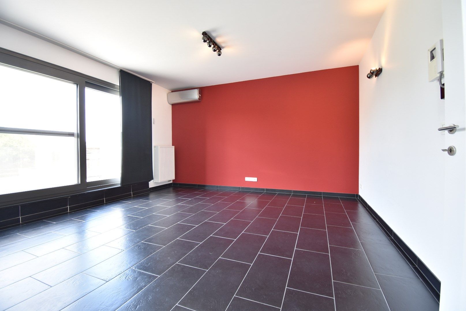 Knap afgewerkt appartement op de eerste verdieping in rustige woonwijk foto 5