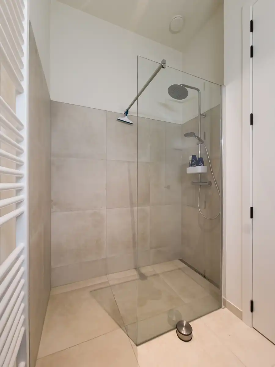 Mooi gemeubeld 3k appartement met prachtig zicht op Schelde foto 17