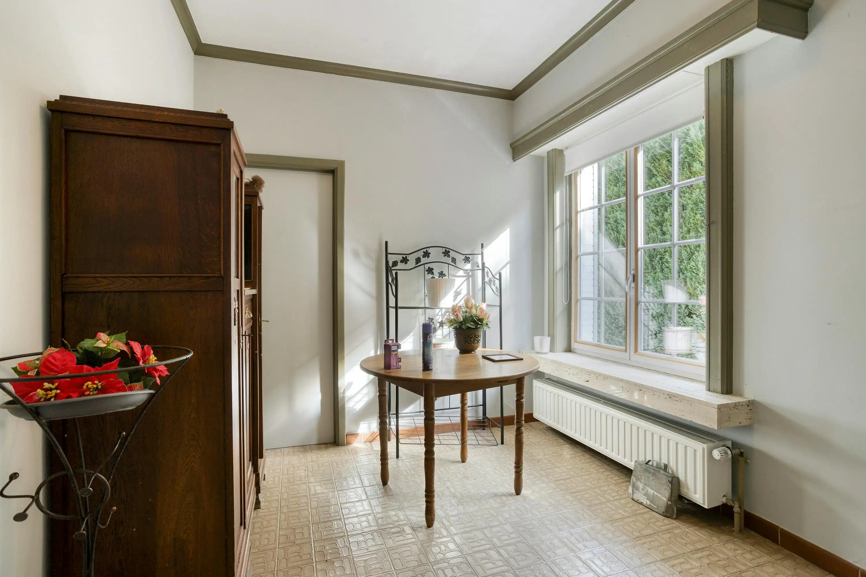 Mooi gelegen landhuis te koop in Meerbeke foto 12