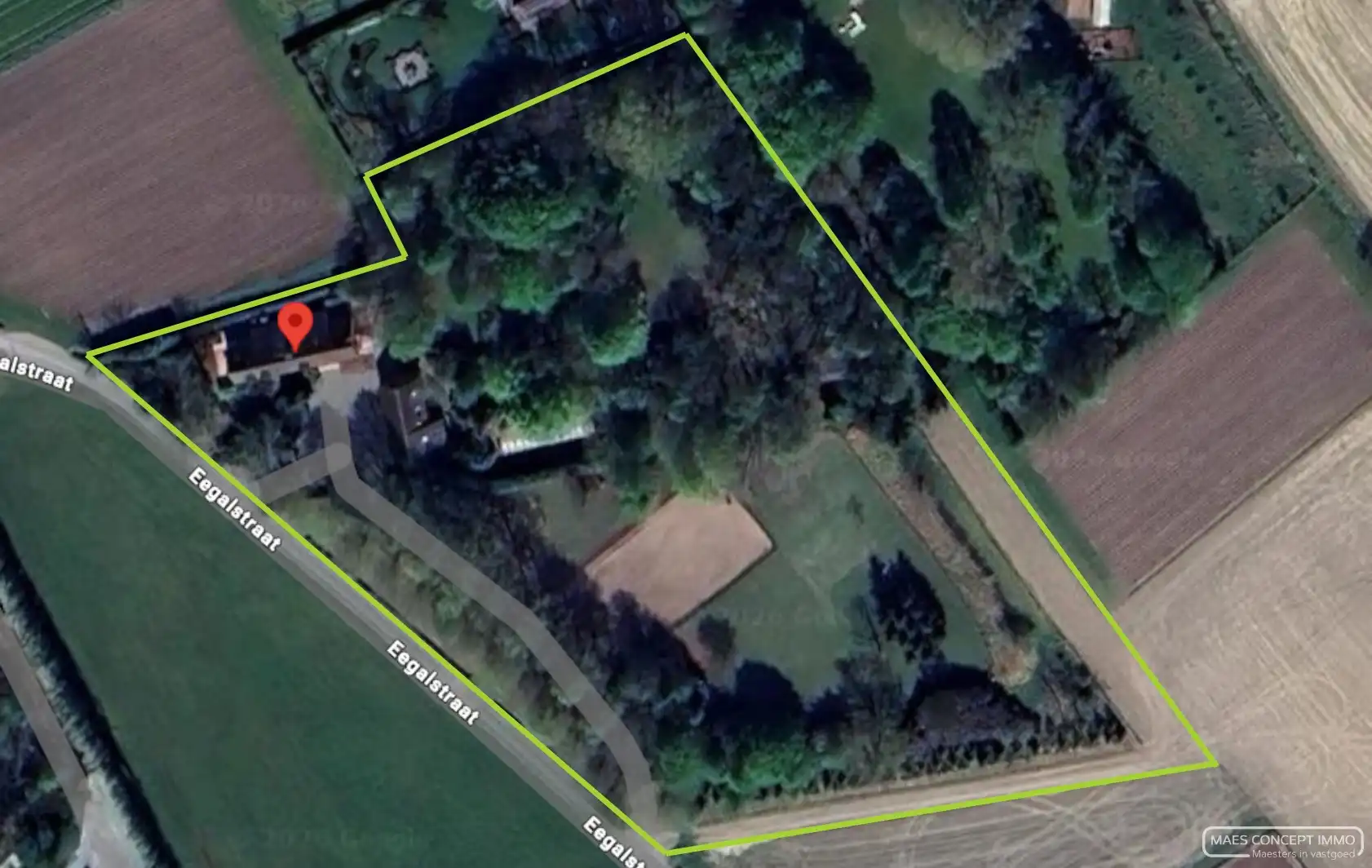 Authentieke hoeve te koop in Anzegem – omringd door 1,6 hectare groen foto 4