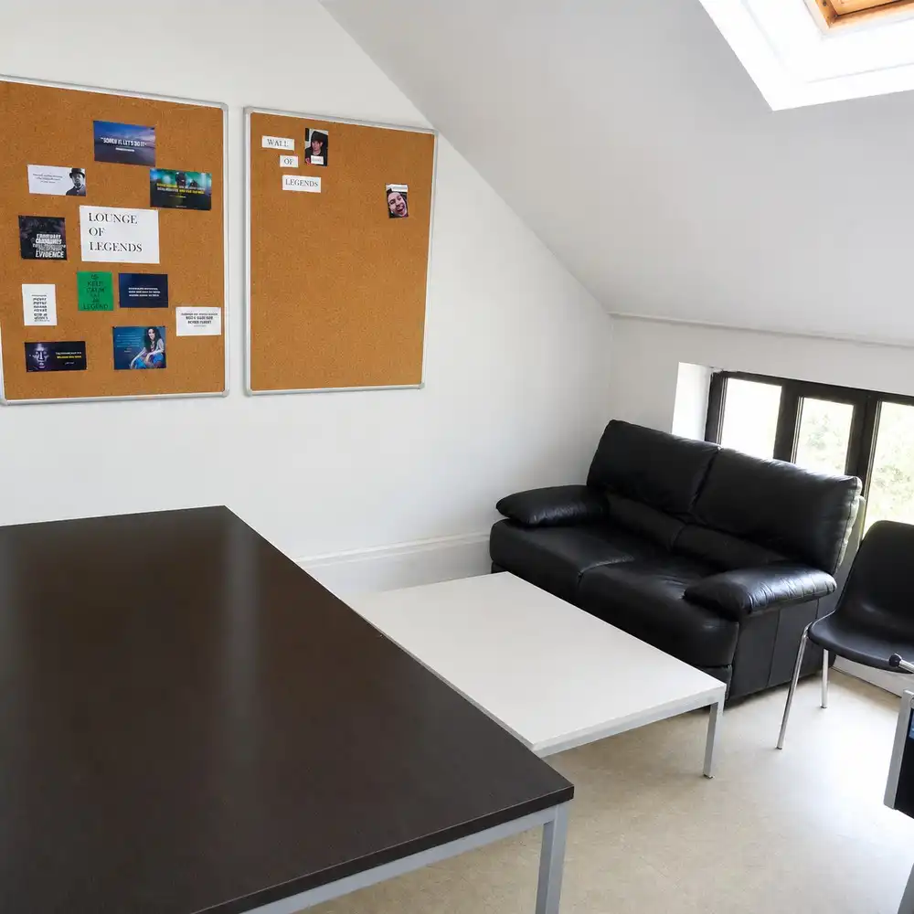 140m² kantoren foto 11