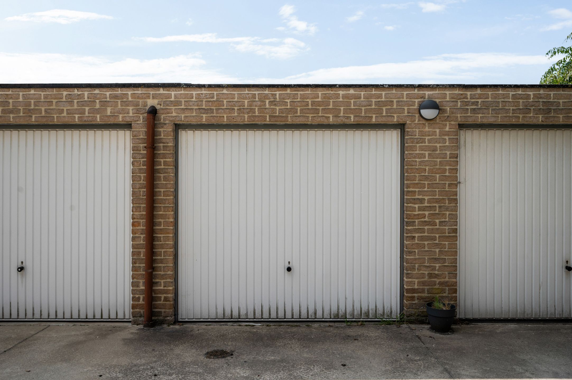 Centraal gelegen 2 slpk app met garagebox te Vosselaar. foto 14