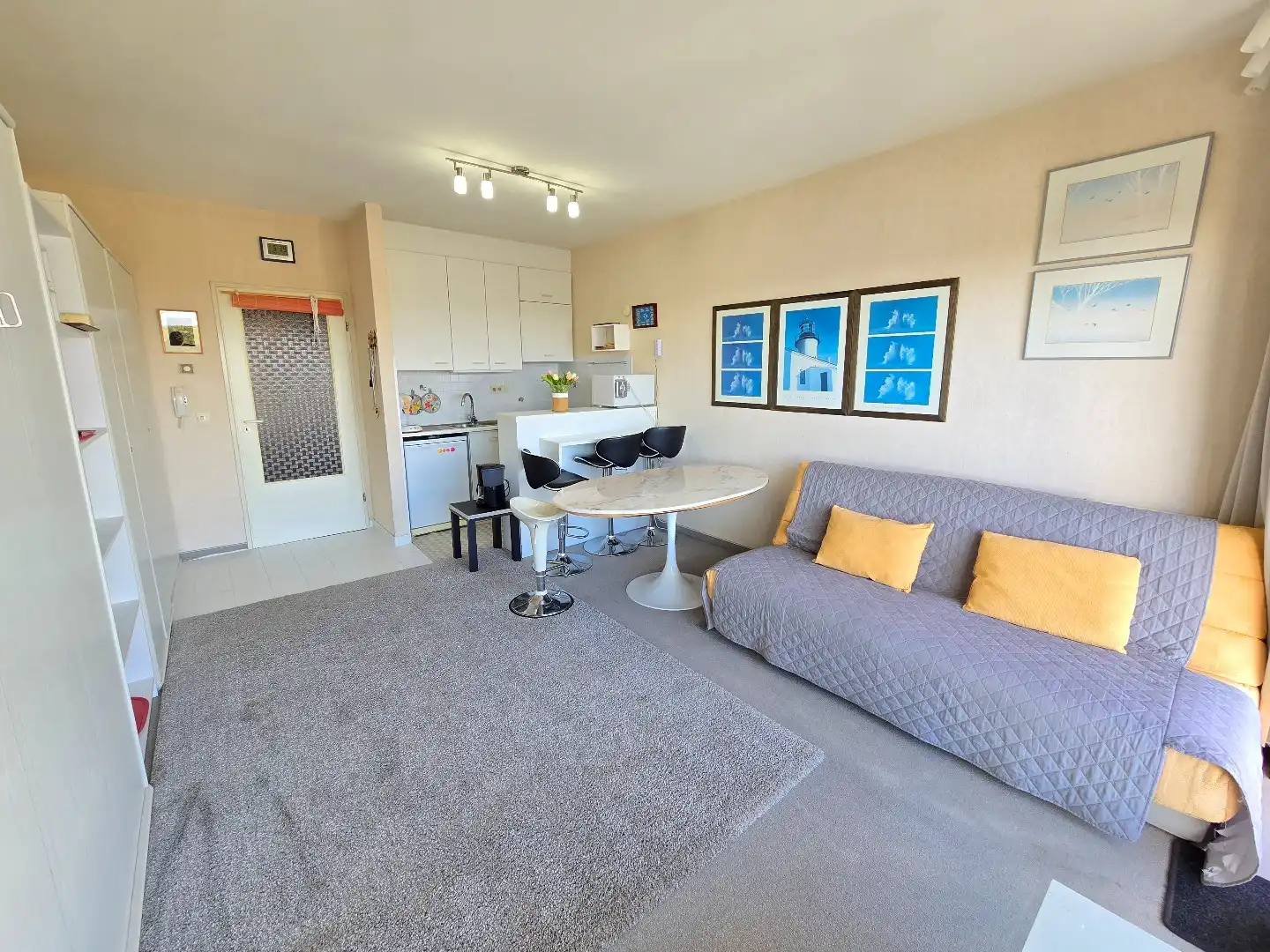 Zuidgerichte studio met slaaphoek foto 3