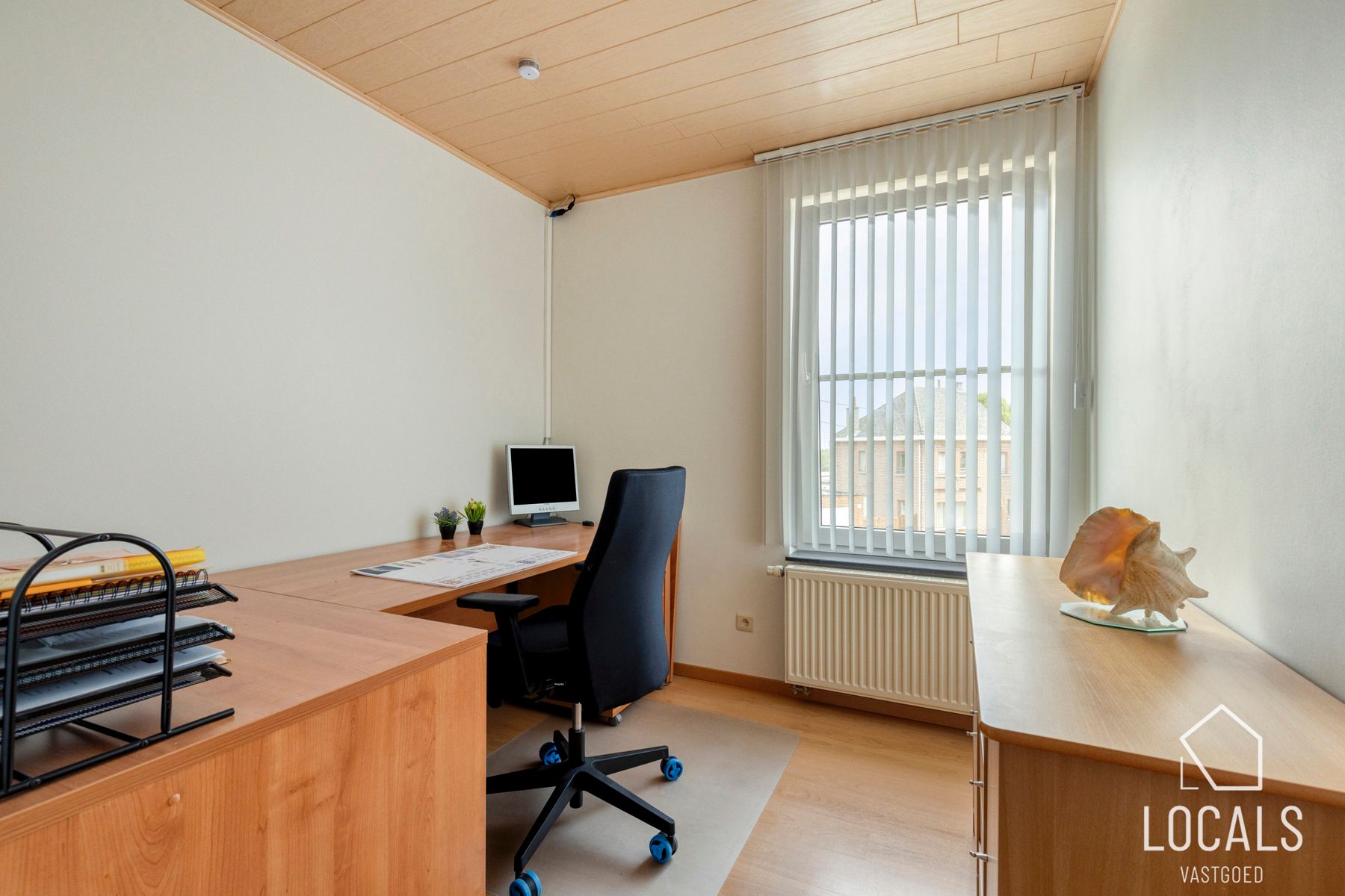 Instapklare halfopen bebouwing met tal van luxueuze extra’s foto 23