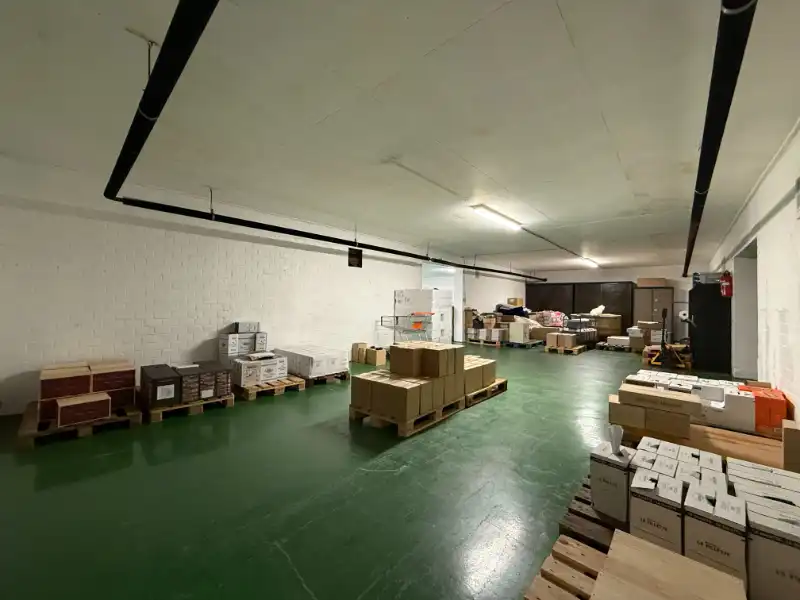 B2B winkel / magazijn met kantoren en parking – Sint-Amandsberg (Gent) foto 8