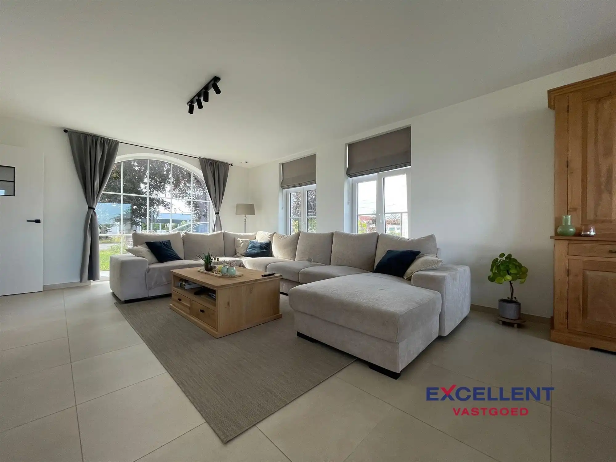 Prachtige recente woning te huur te Gottem (Deinze)! foto 3