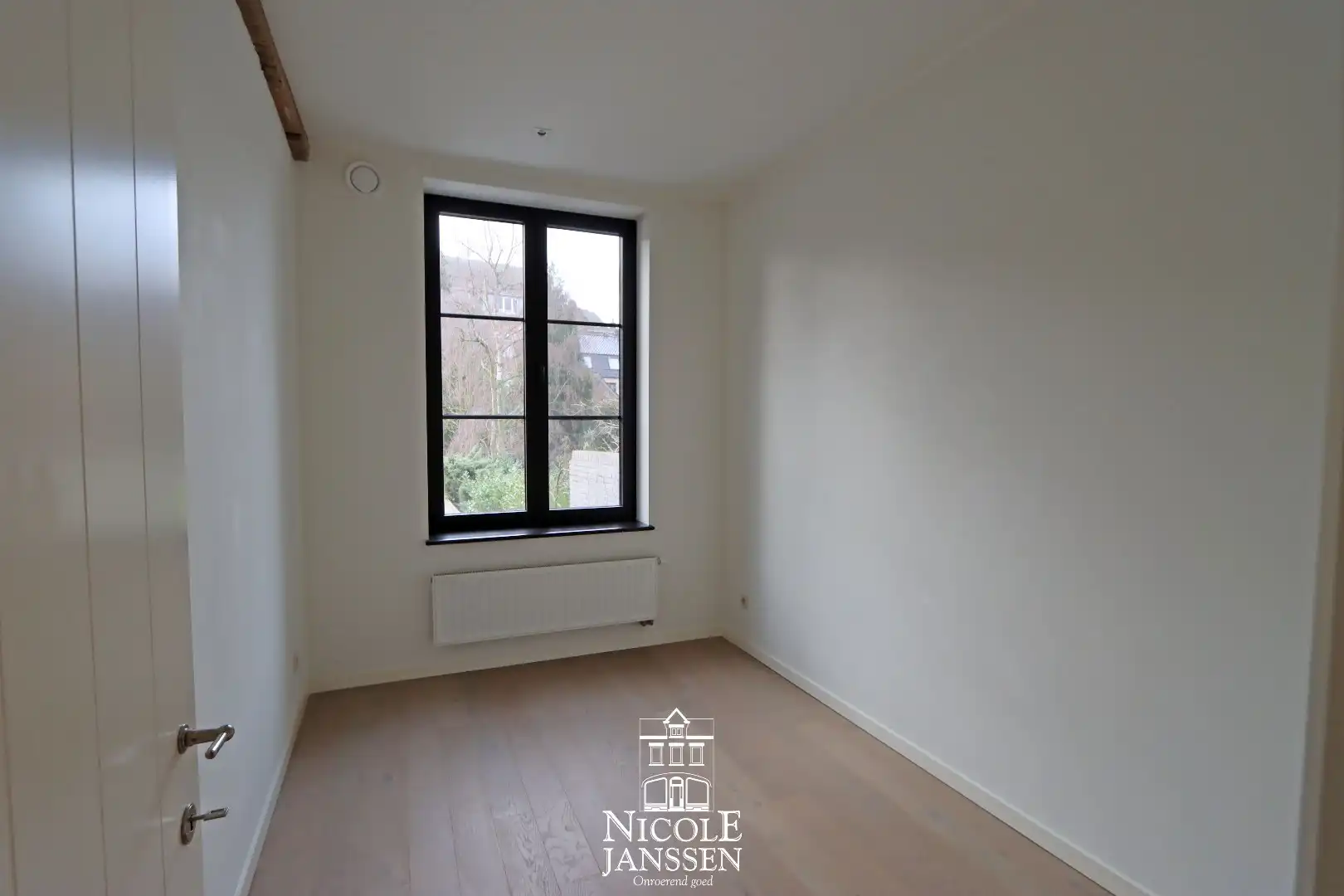 Nieuwbouwwoning met tuintje foto 6