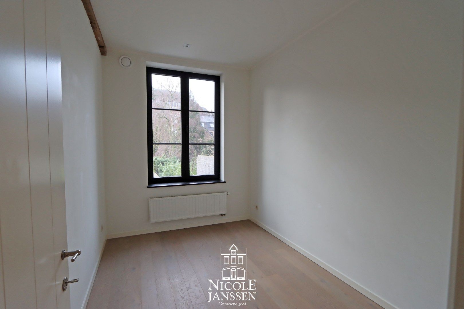 Nieuwbouwwoning met tuintje foto 6