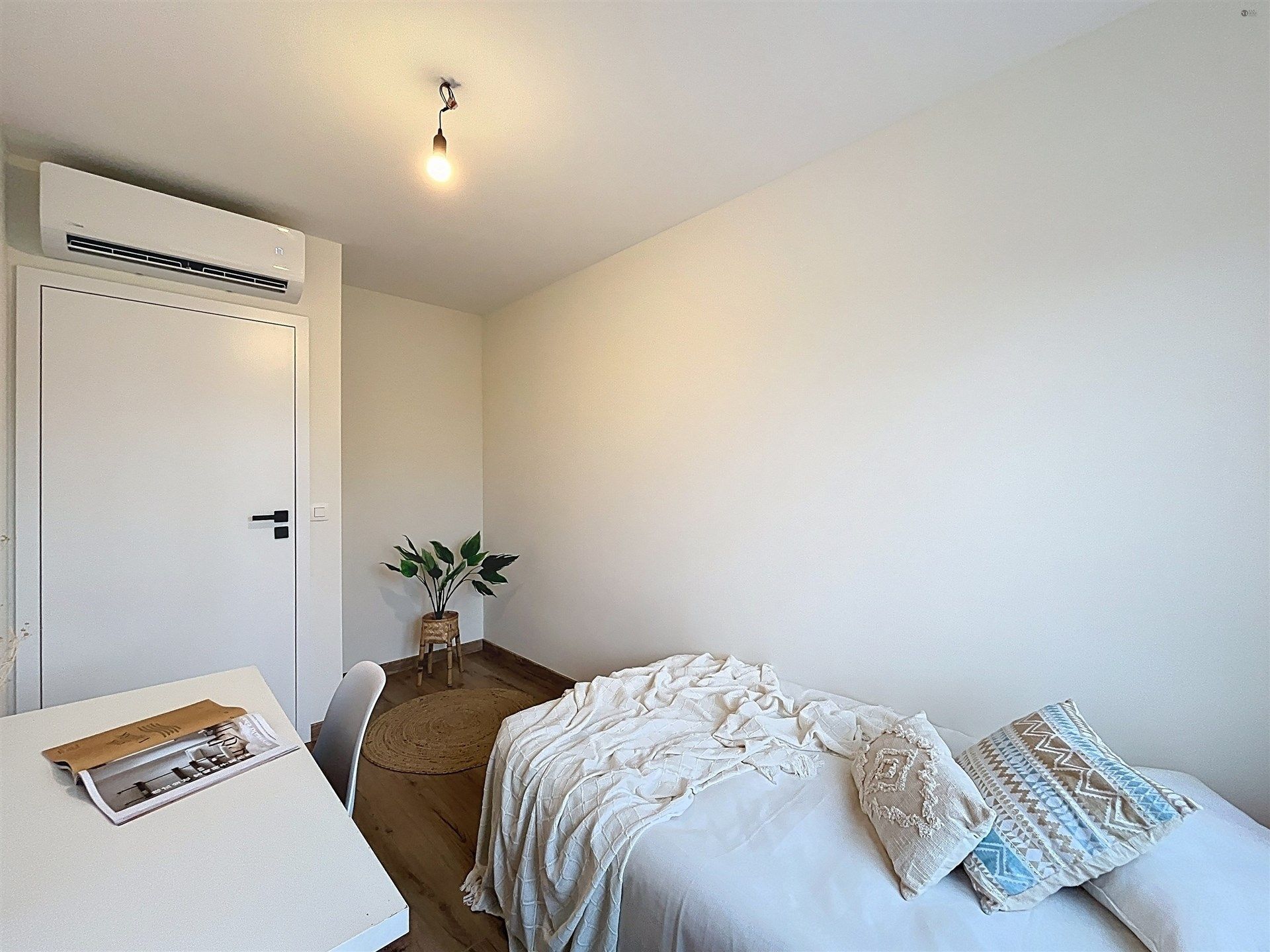 Energiezuinige gezinswoning met 4 slpk op een perceel van 610 m² foto 12