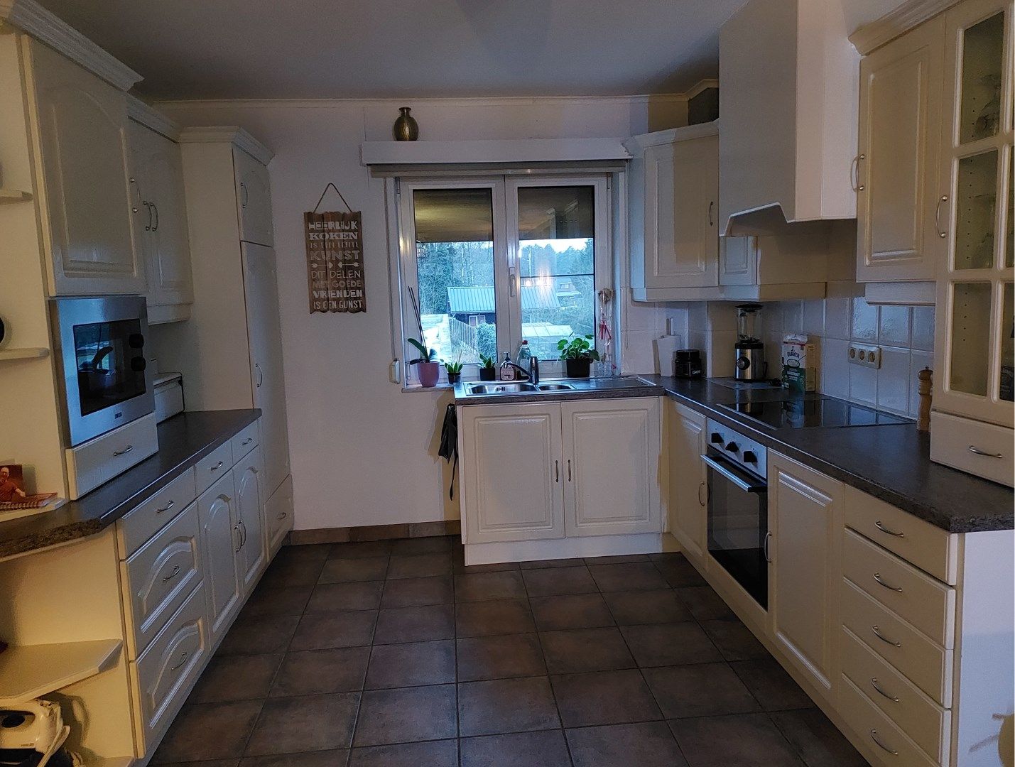 Ruim 2 slaapkamerappartement te koop foto 8