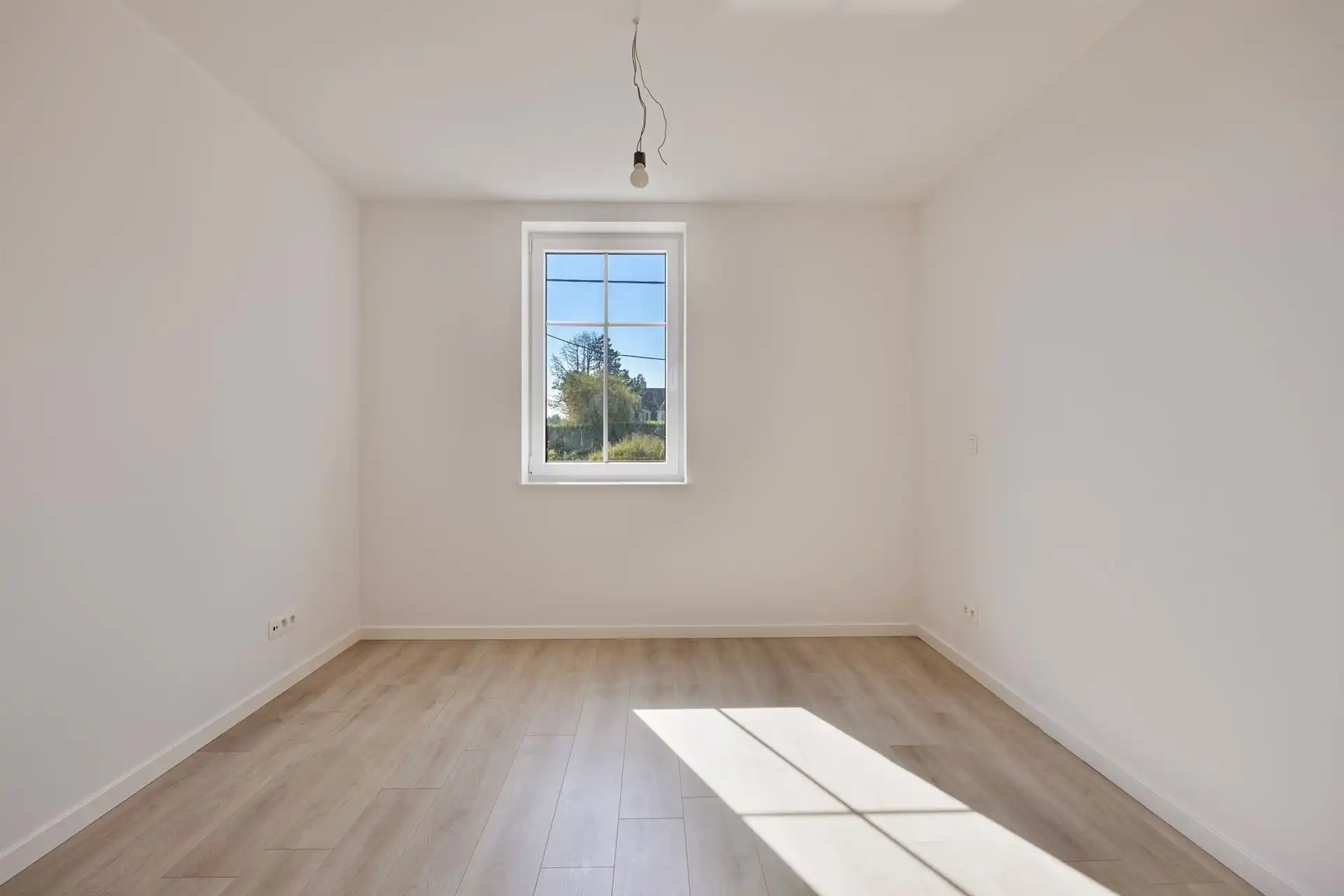 Nieuwbouw woning nabij centrum foto 16