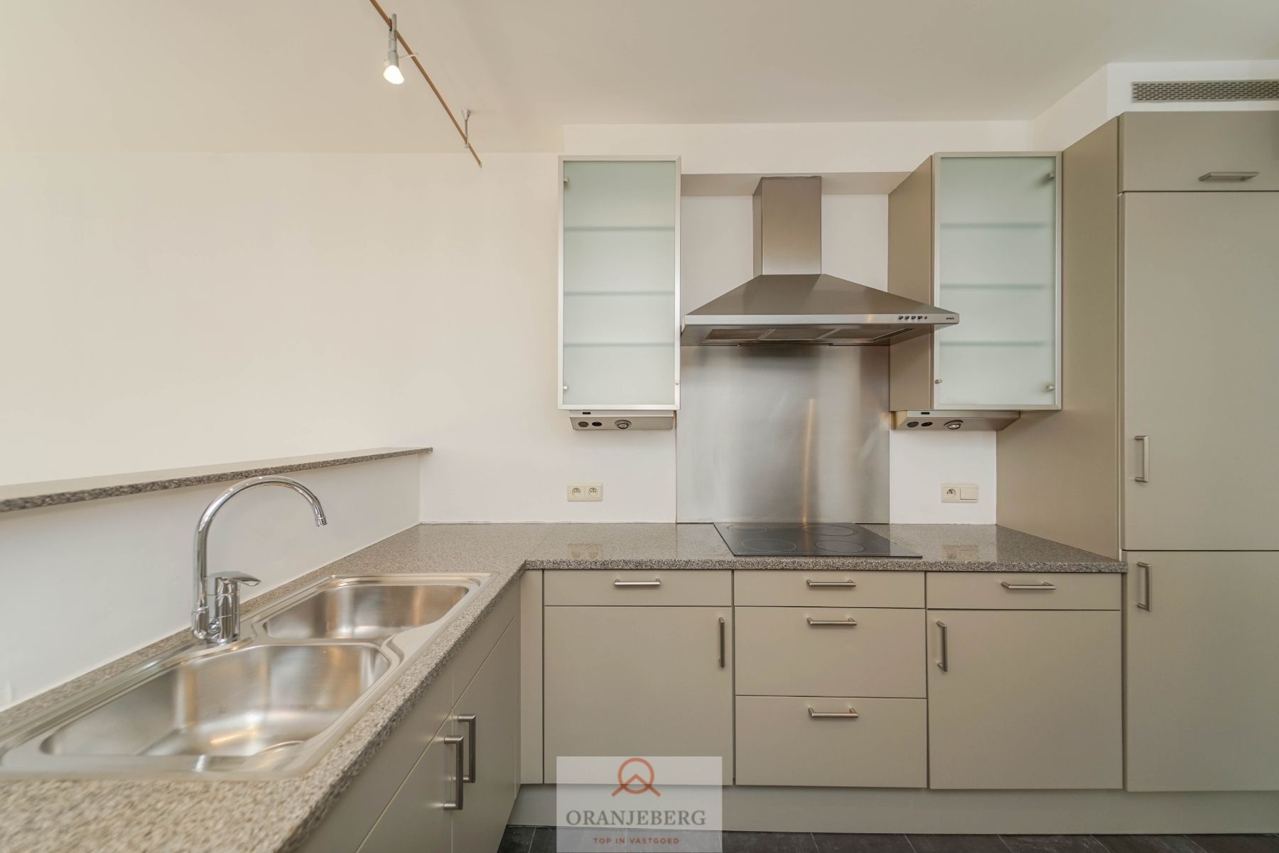 Lichtrijk en ruim appartement (102 m²) met zicht op het Zuidpark, Sint-Pietersabdij, Boekentoren foto 13