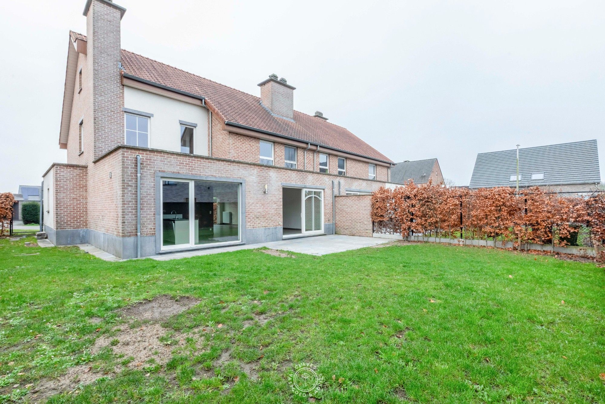 Recente halfopen bebouwing met B-label foto 3