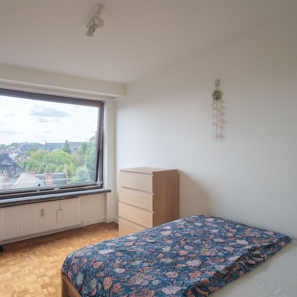 Eén slaapkamer, zevende verdieping met indrukwekkend zicht foto 7