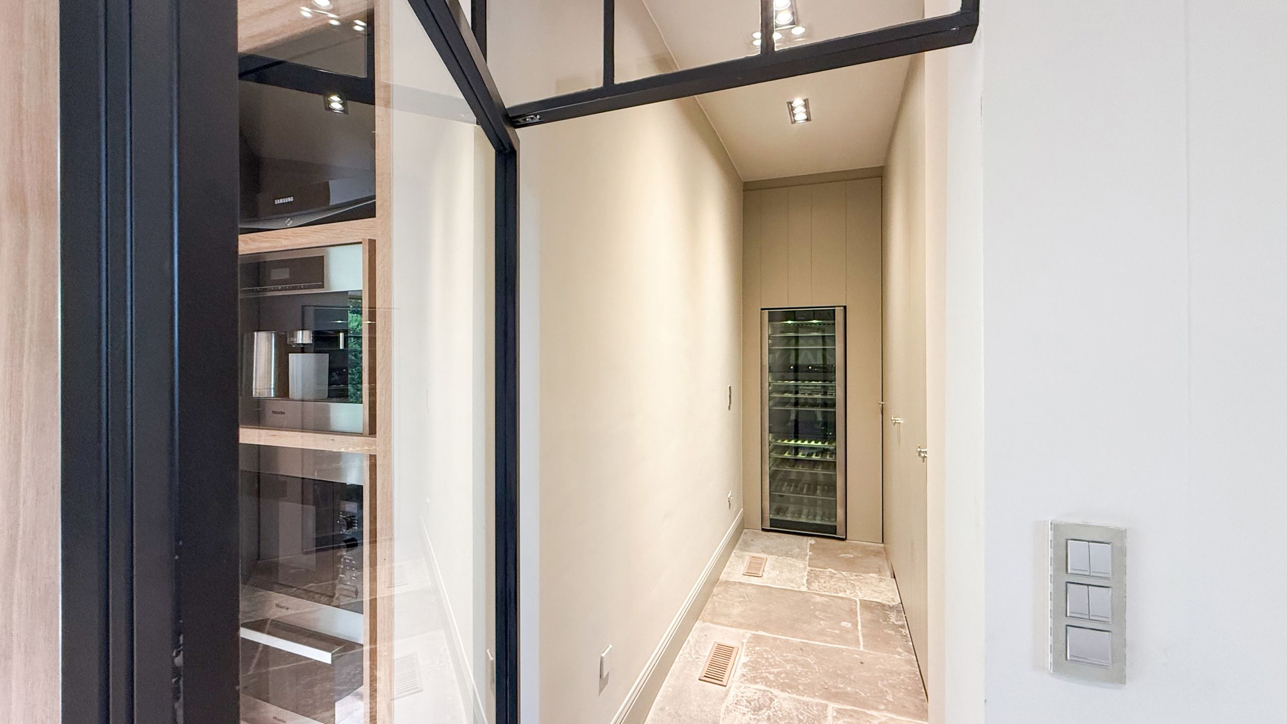 Exclusieve villa met zwembad op riant perceel in Koersel! foto 22