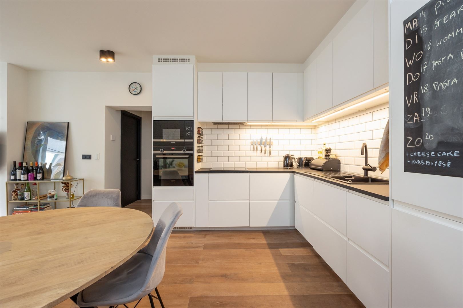Stijlvol energiezuinig 2-slaapkamer appartement foto 5