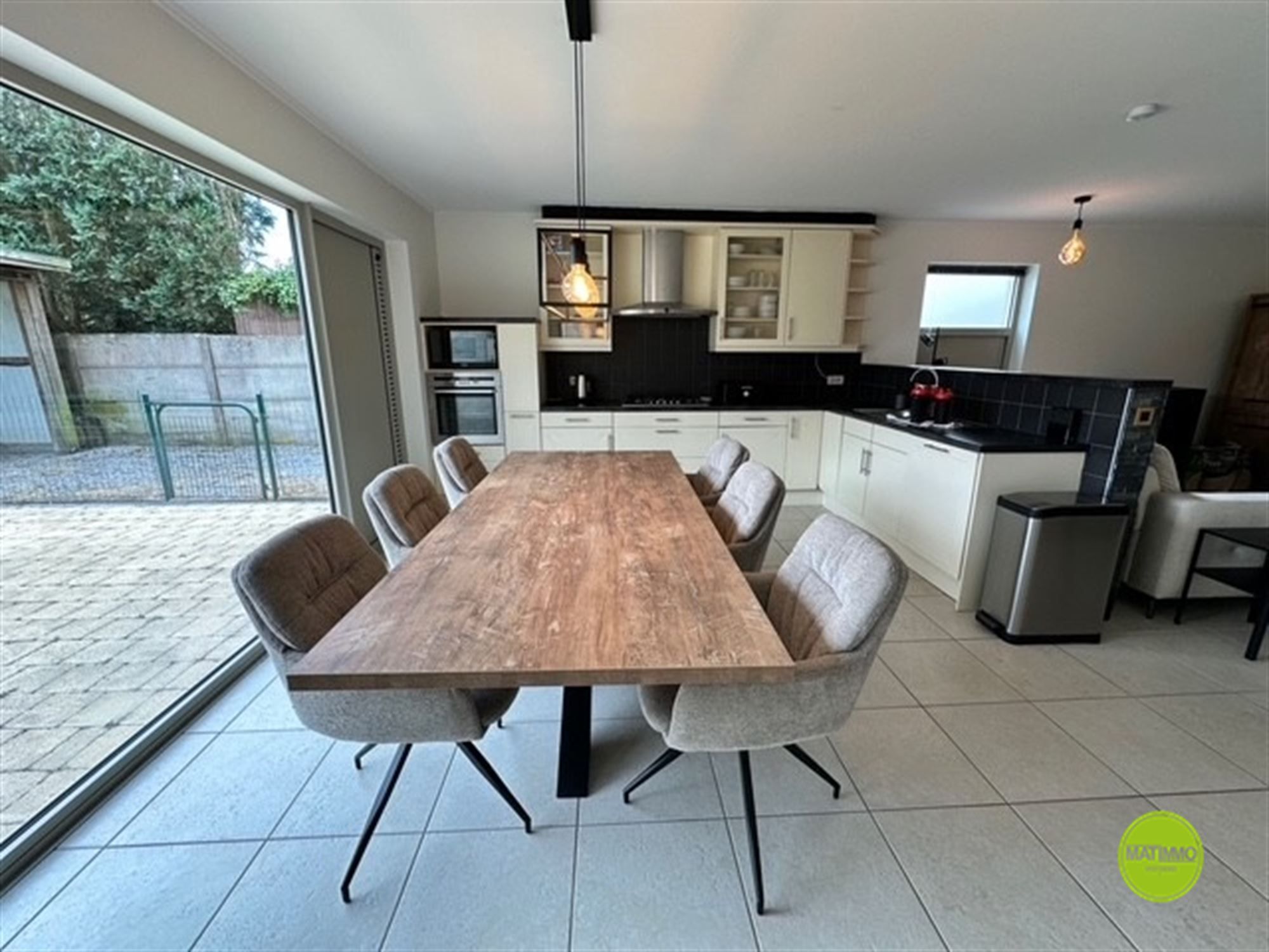 Gemeubelde woning met 3 slaapkamers te Lommel foto 8