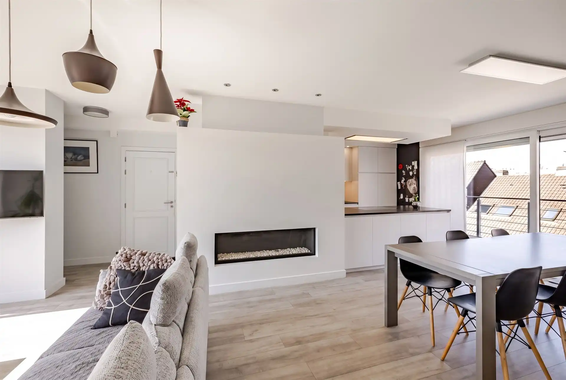 Luxueus en lichtrijk duplexappartement met terras van 27 m² foto 4
