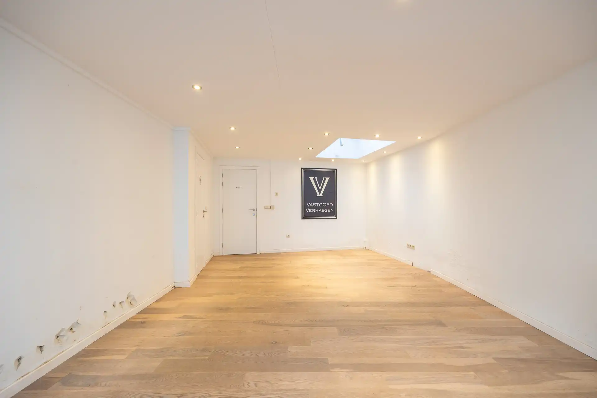 Handelsgelijkvloers op toplocatie in centrum foto 5