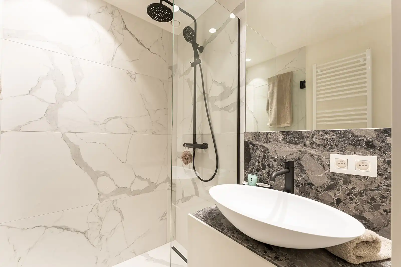 Appartement met 3 slaapkamers in centrum Knokke op 350 meter van zee. foto 16