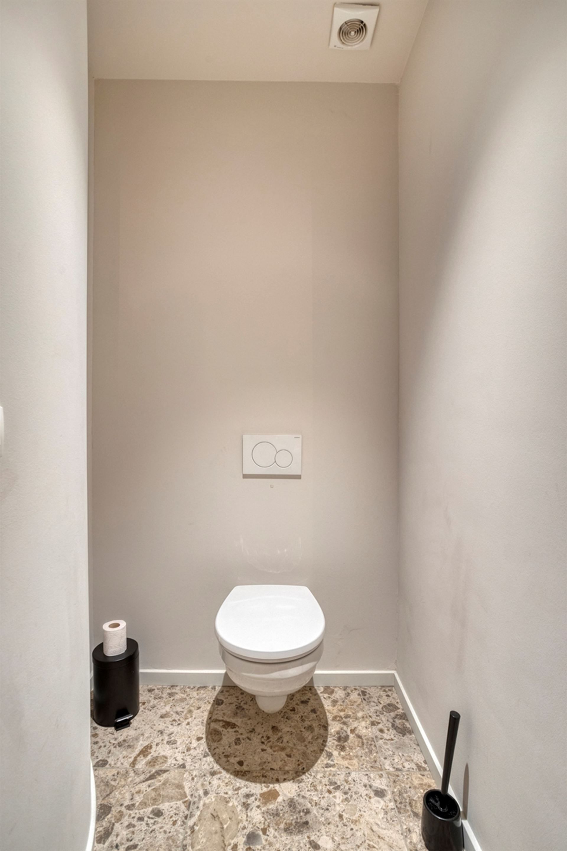 Ruime woning in Tentoonstellingswijk foto 37