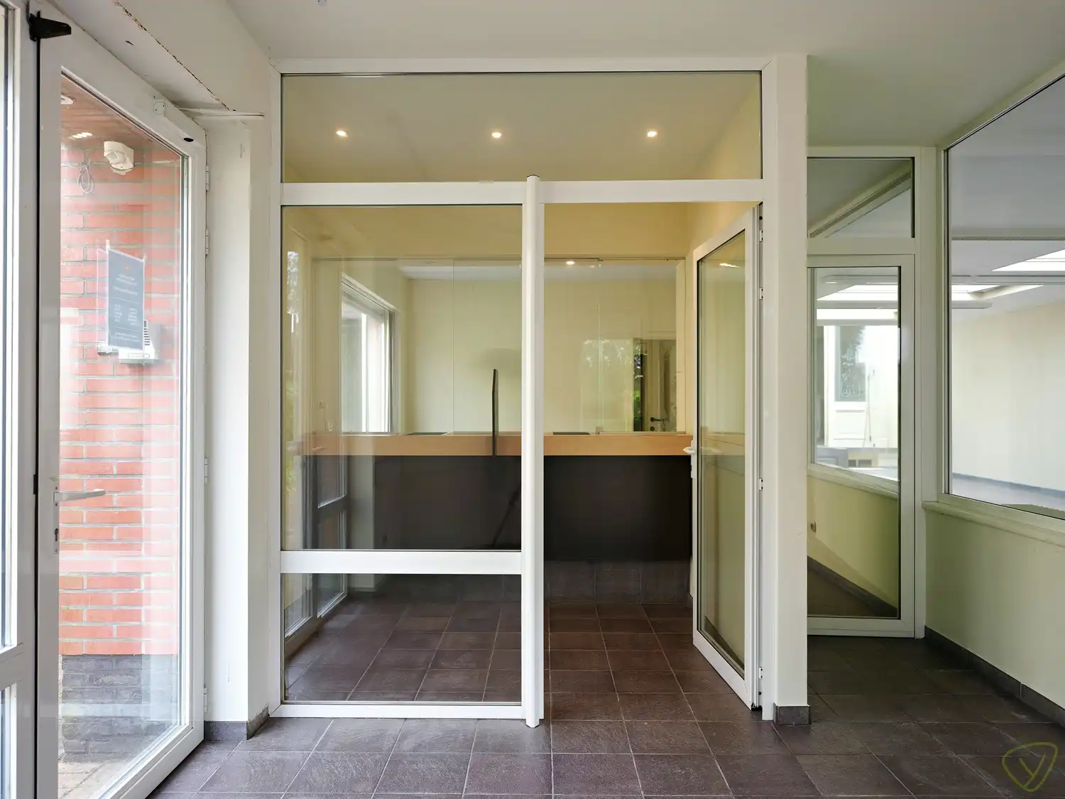 Historische notariswoning in het hart van Eeklo foto 16