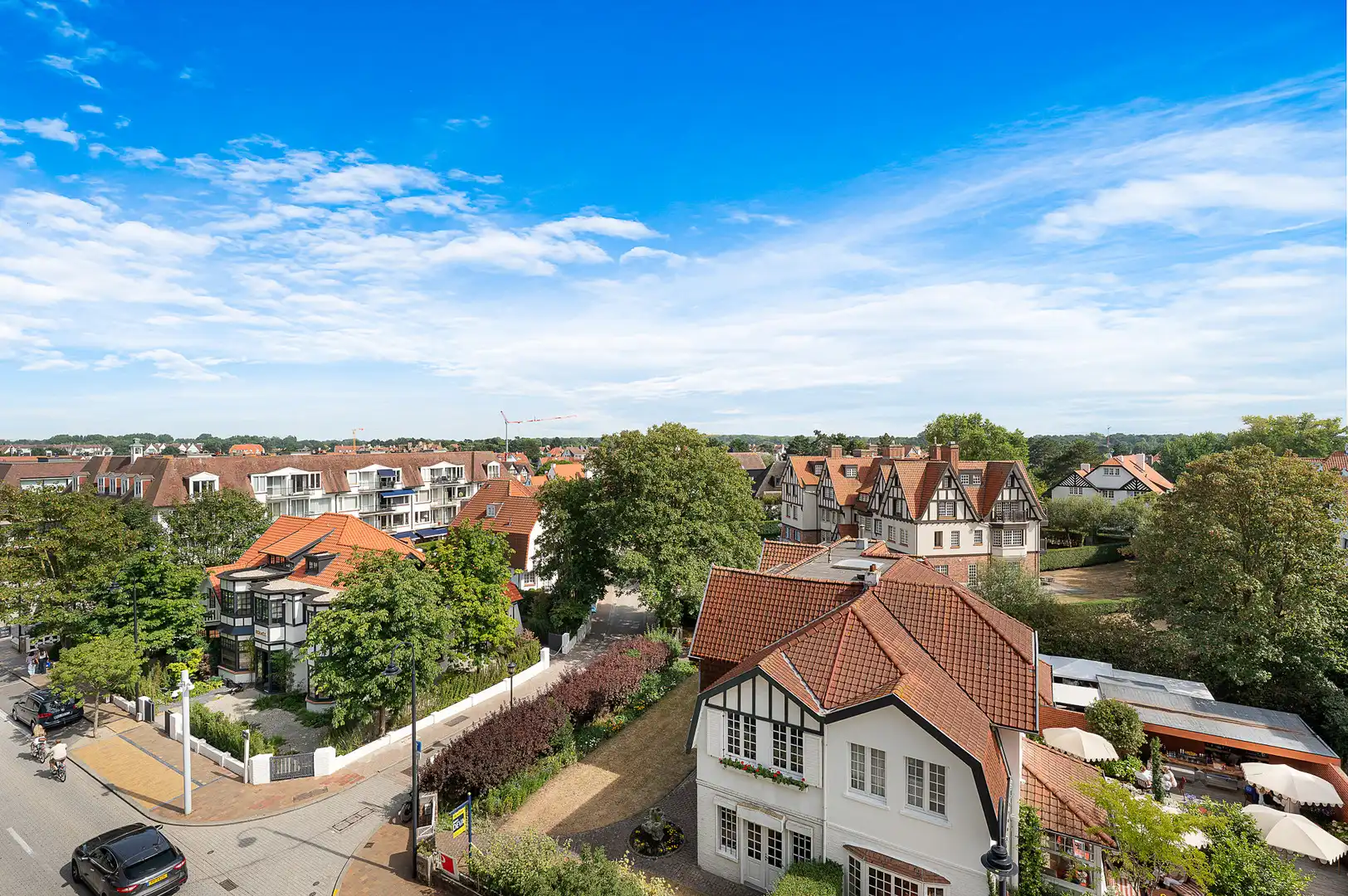 Instapklaar zuidgericht appartement met open zichten over het Zoute. foto 13