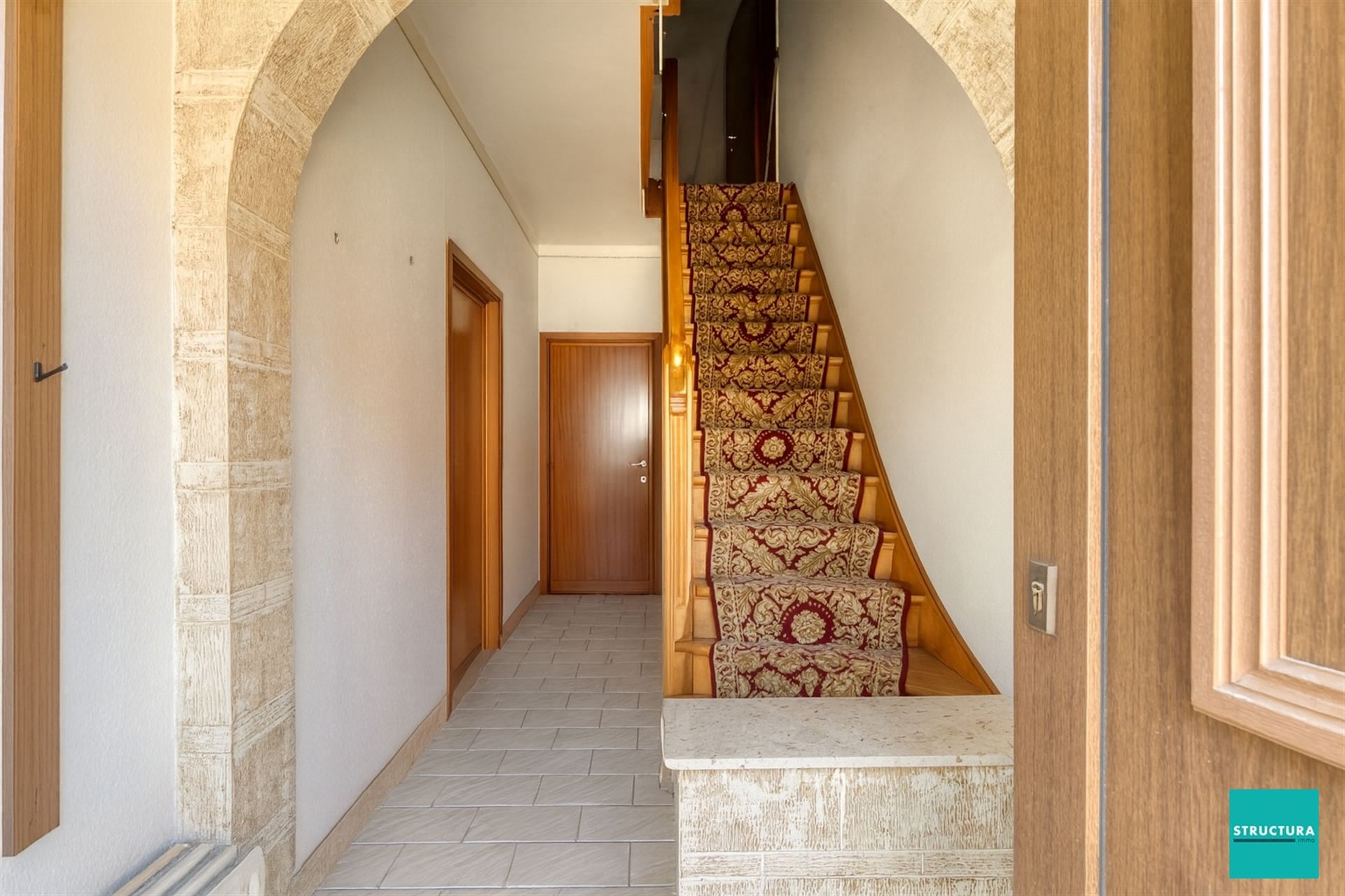 Verzorgde woning met potentieel foto 3