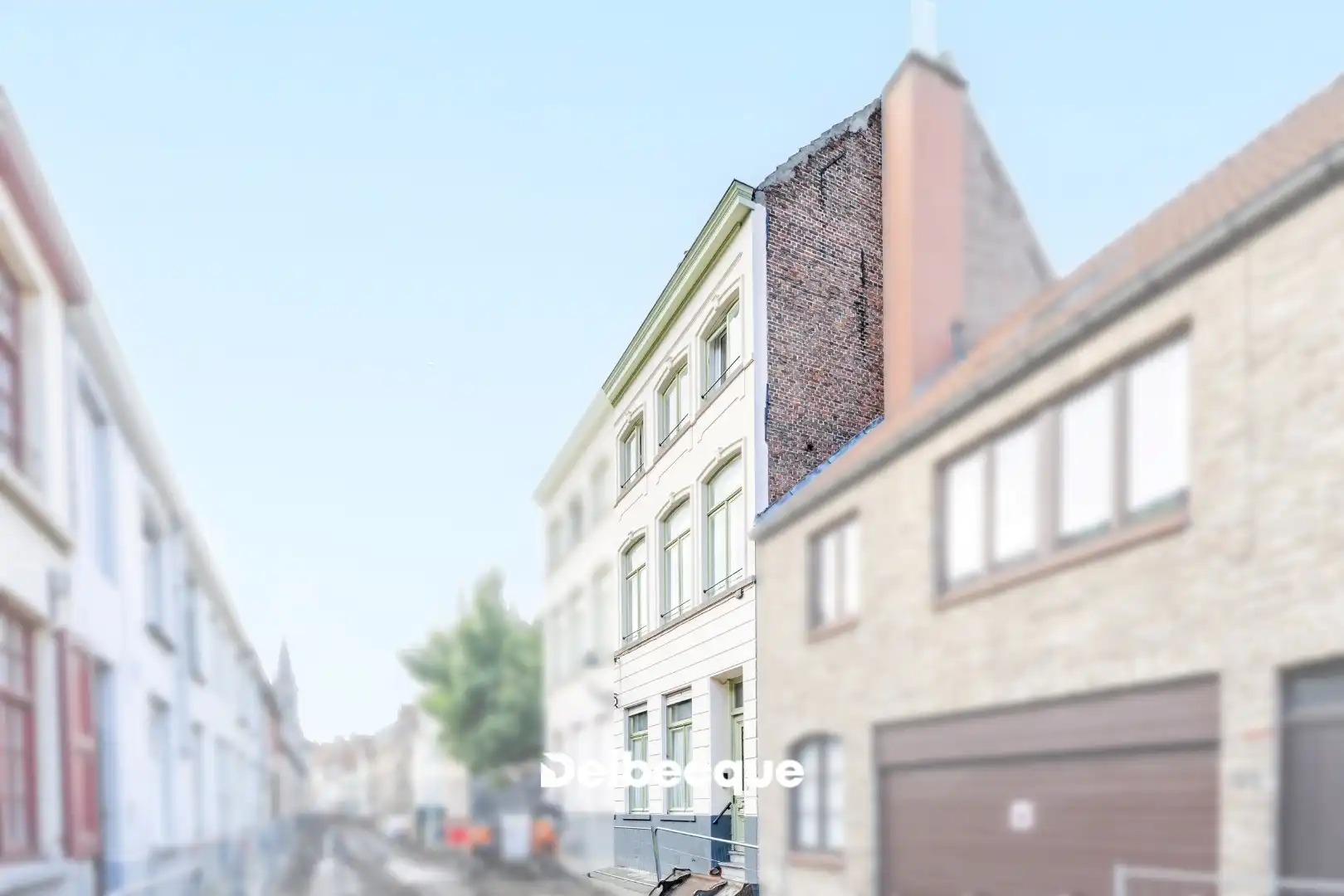 Hoofdfoto van de publicatie: Statige woning in hartje Brugge.