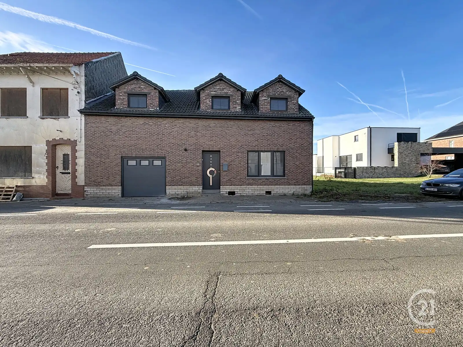 Hoofdfoto van de publicatie: Instapklare halfopen bebouwing 