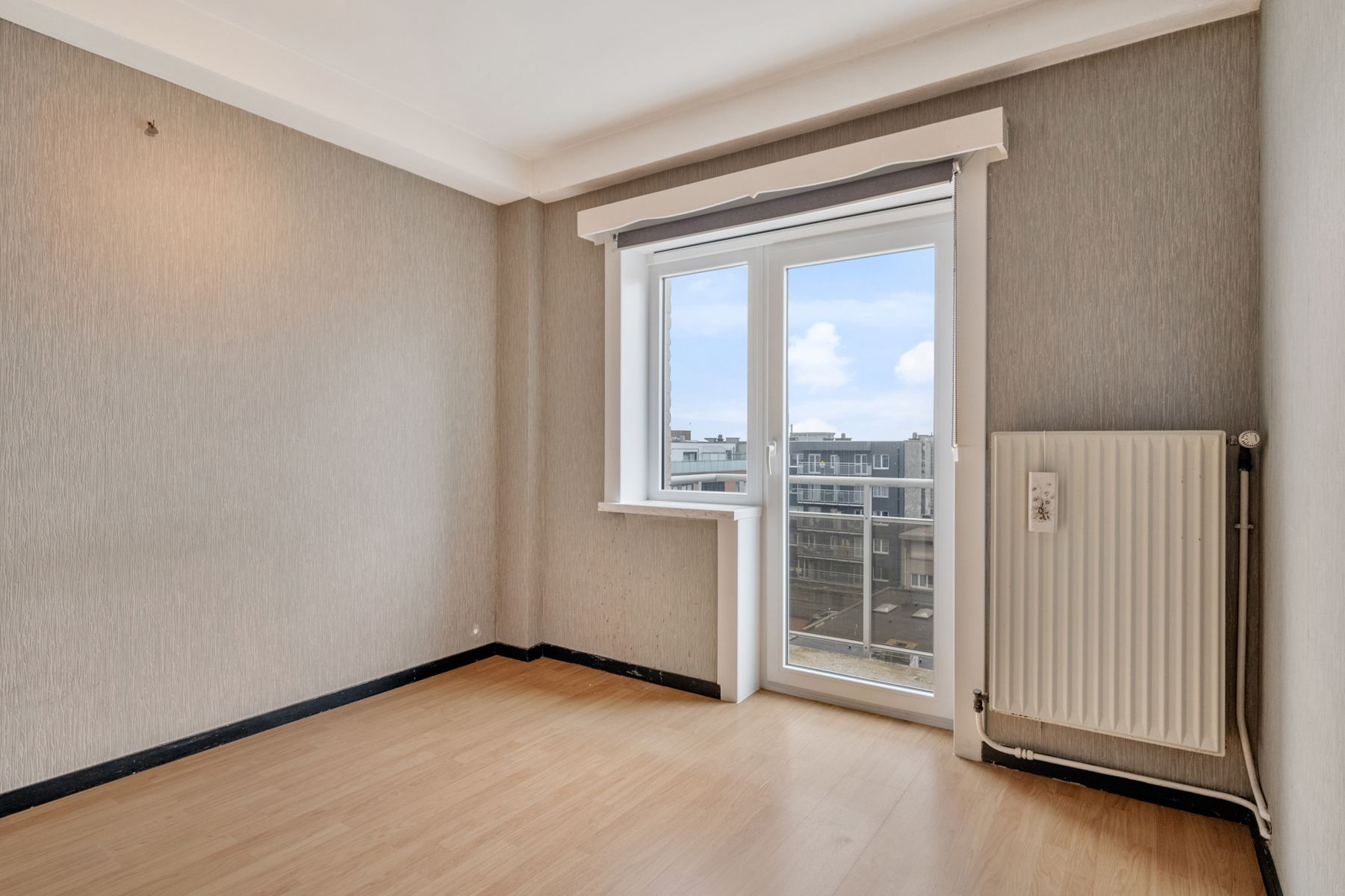 Te koop appartement met 2 slaapkamers en veel lichtinval op 5e verdiep foto 15