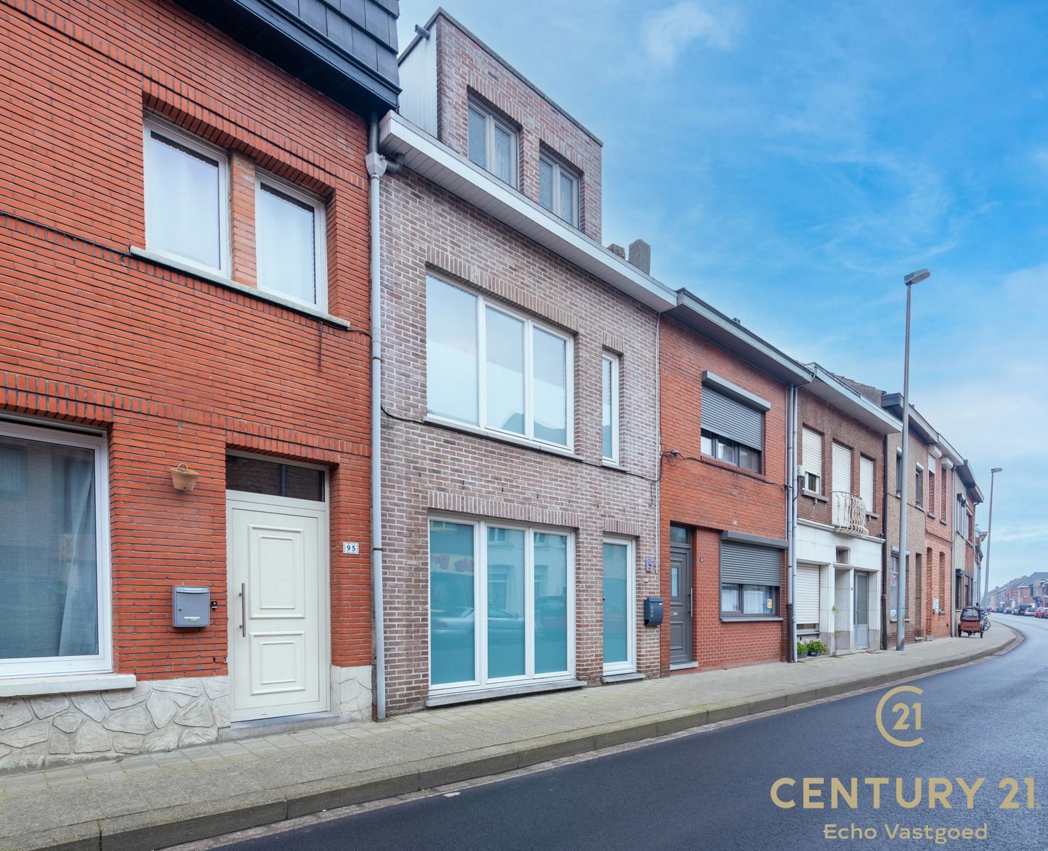 Ruime, energiezuinige woning met tuin en veel mogelijkheden foto {{pictureIndex}}