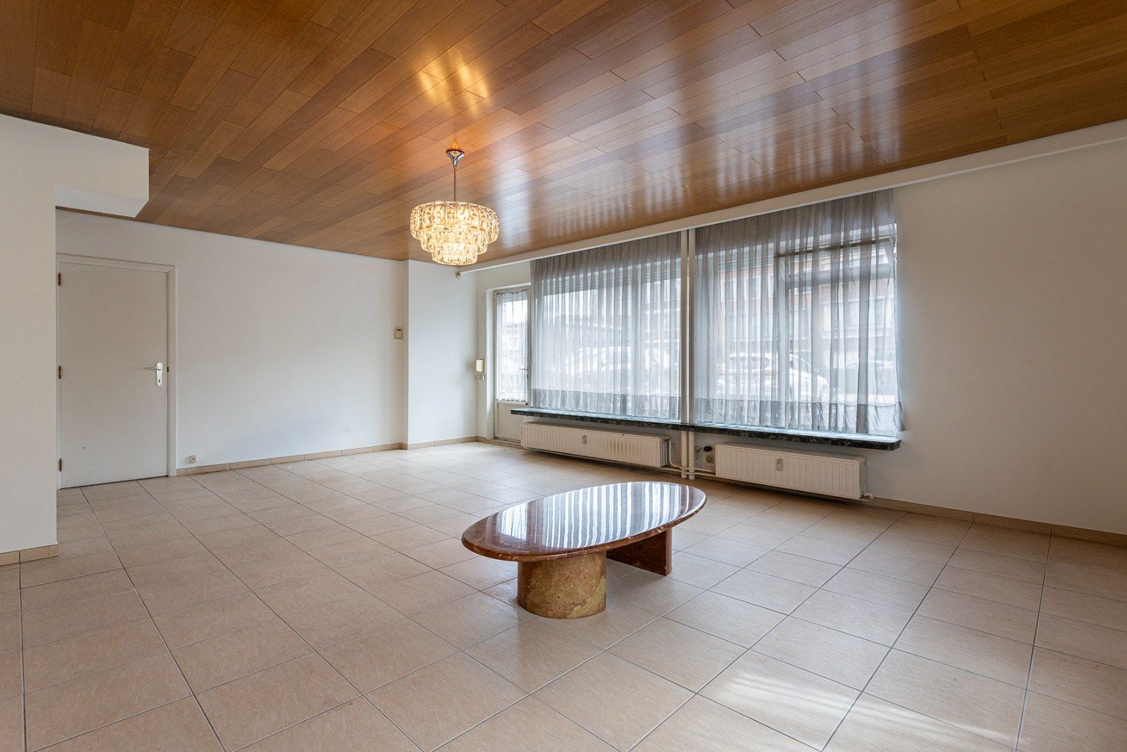 Gelijkvloers appartement (142m²) met 2 slpk & mogelijkheid tot aankoop garage of staanplaats! foto 6