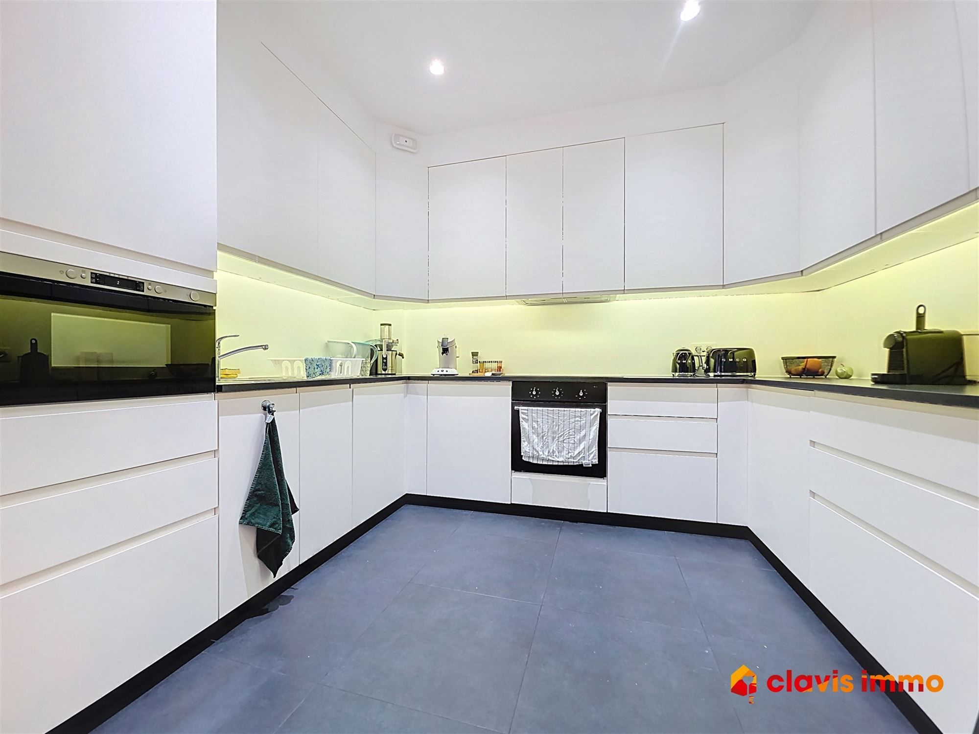 Opbrengsteigendom met ± 4% bruto rendement foto 5