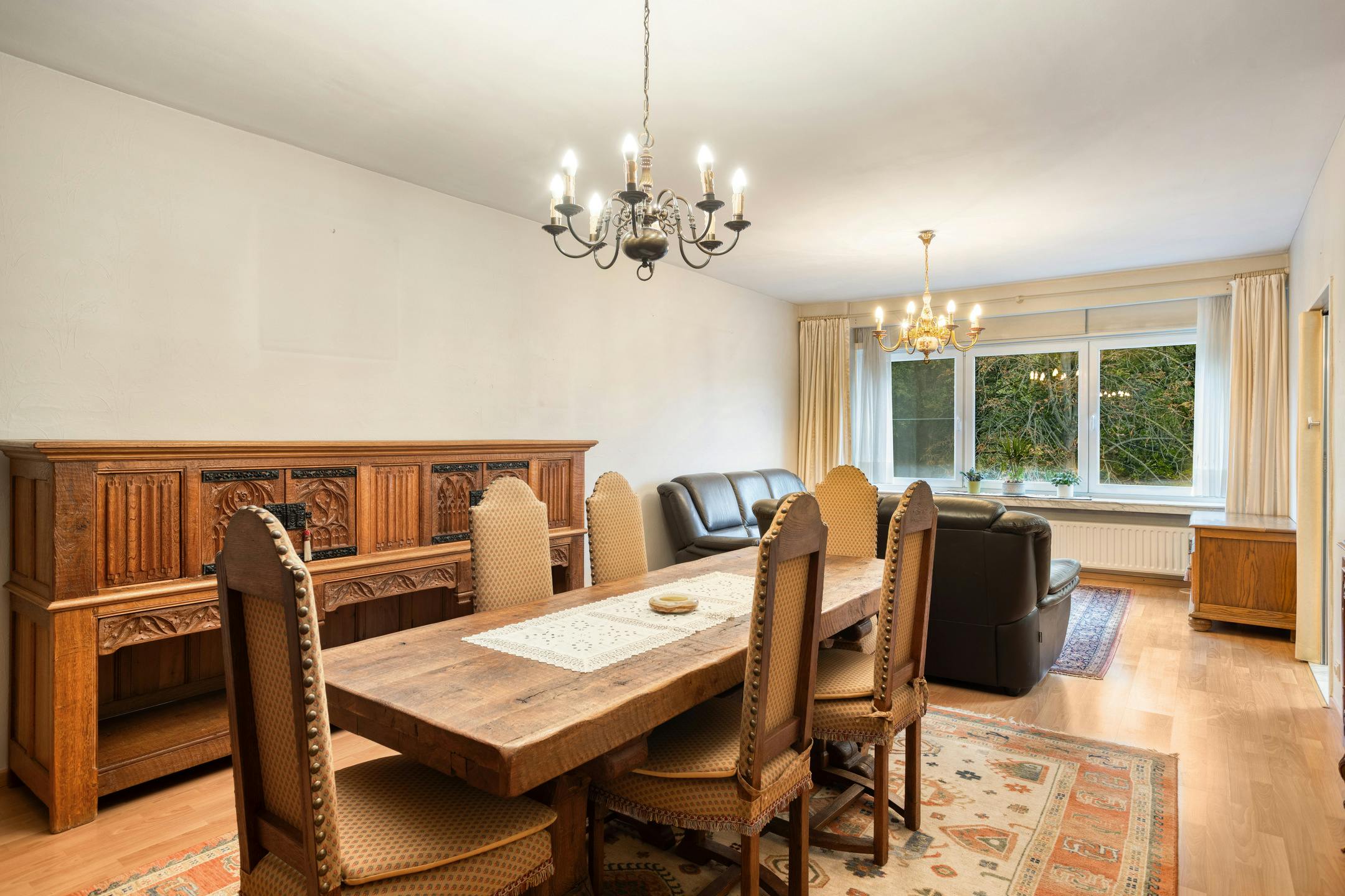 Appartement met 2  a 3slaapkamers en garage te koop in Hoevenen! foto 5
