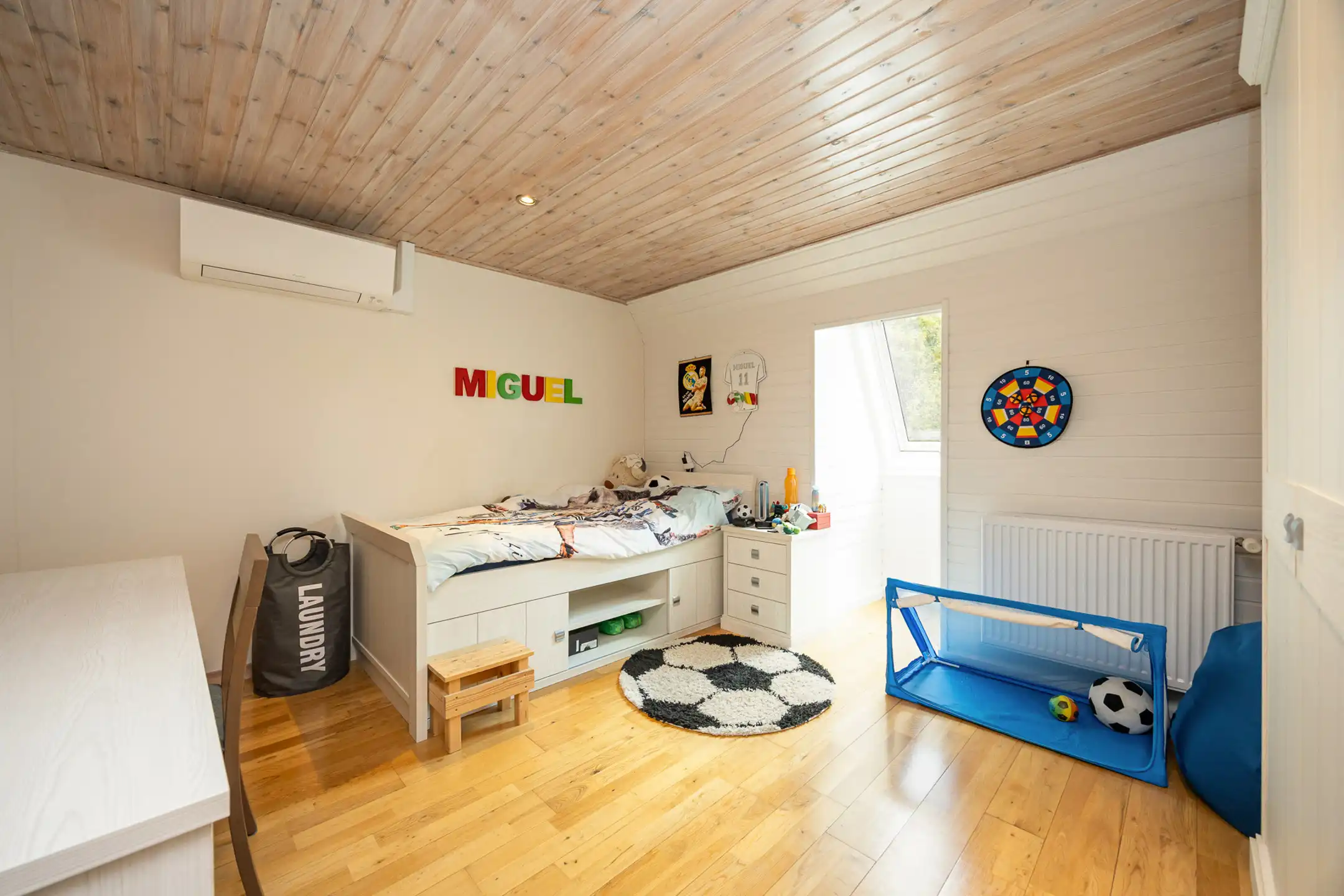 Instapklare 4slpk-woning op rustige locatie te Vosselaar. foto 19
