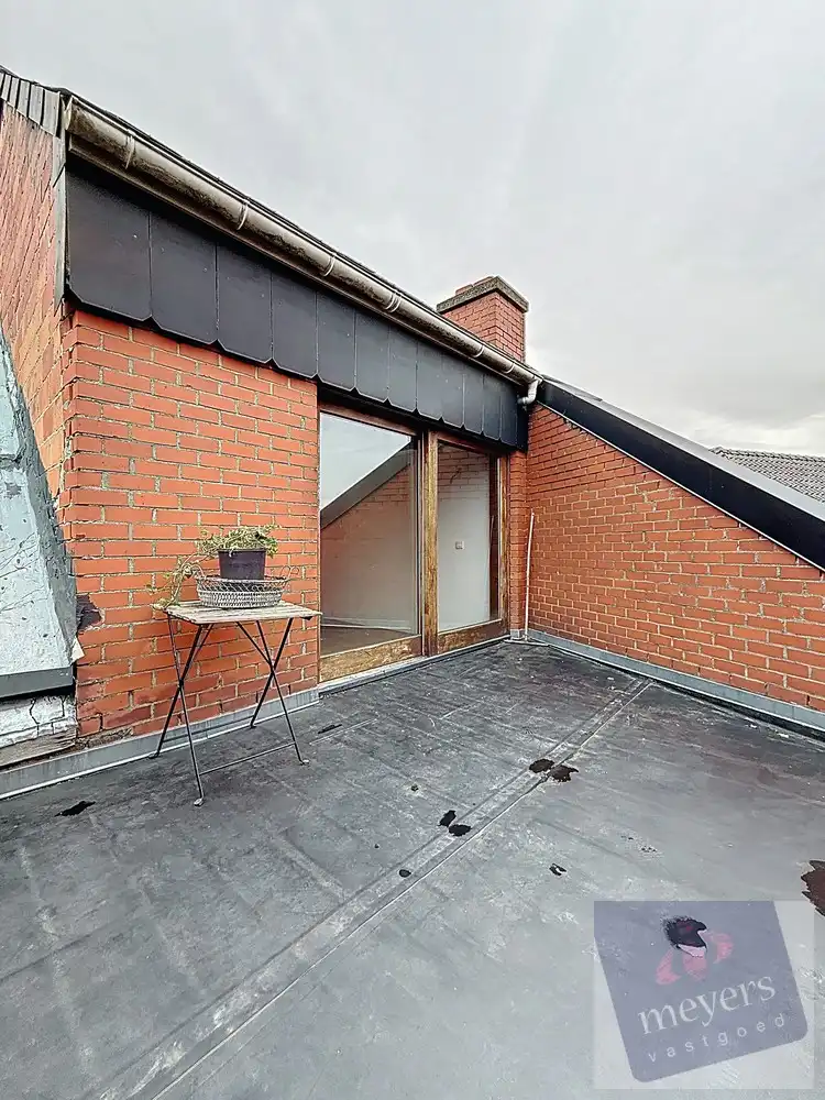 Instapklare woning met tuin en terras foto 16